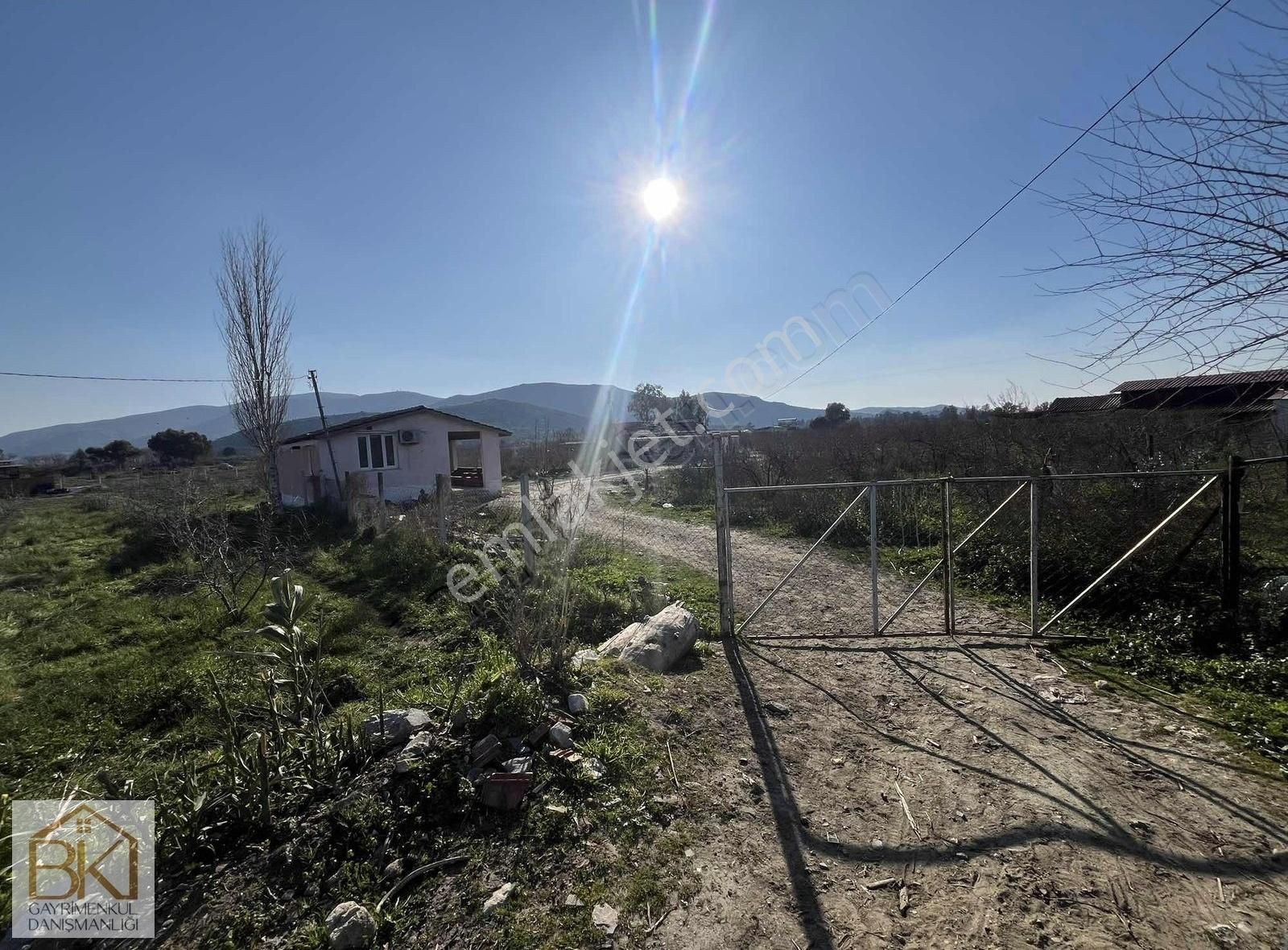 Selçuk-isabey Mah. Satılık 6572 M2 Nar Bahçesi