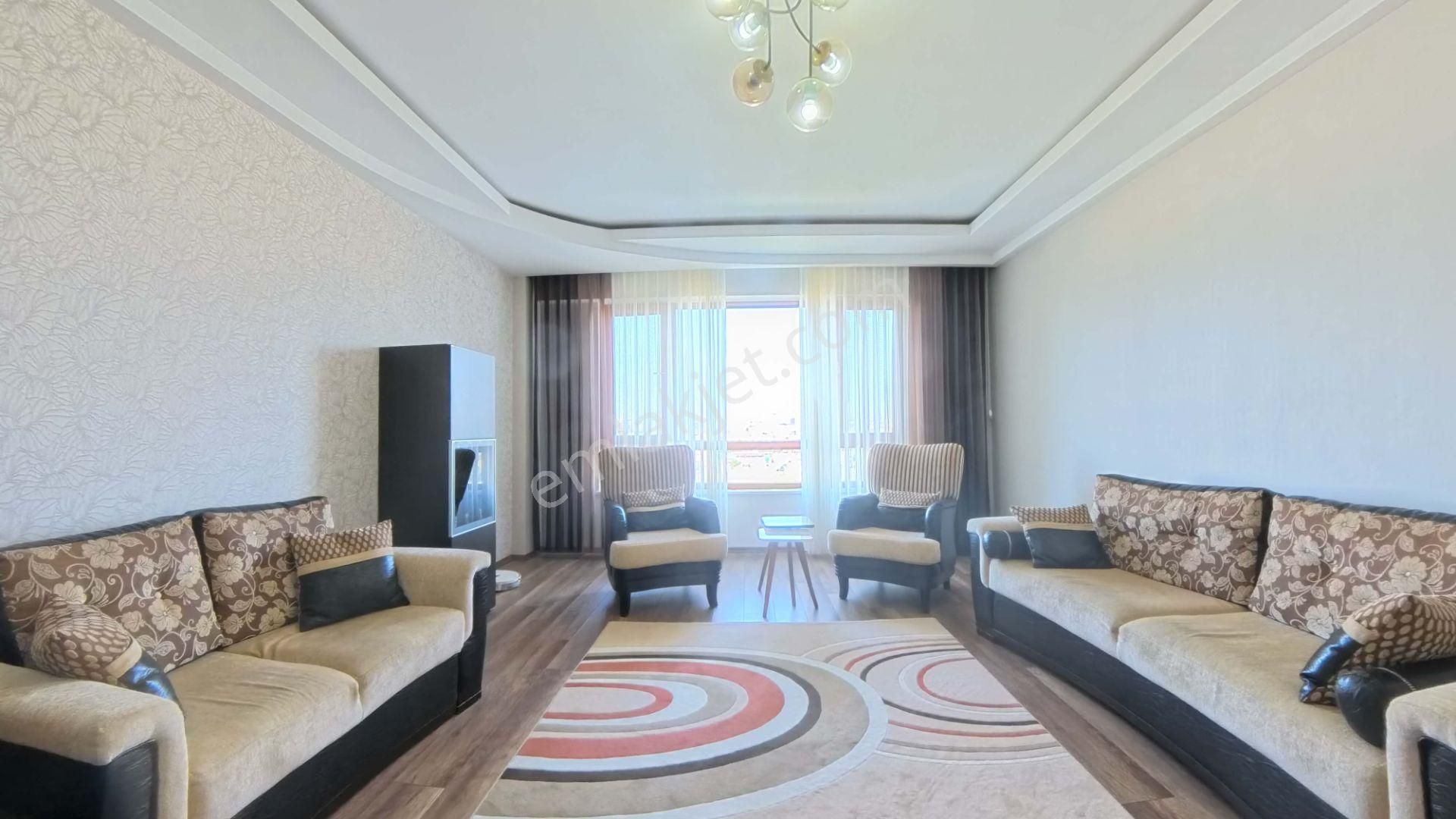 Şahmahal Konutlarında 4+1 Ara Kat Satılık Daire