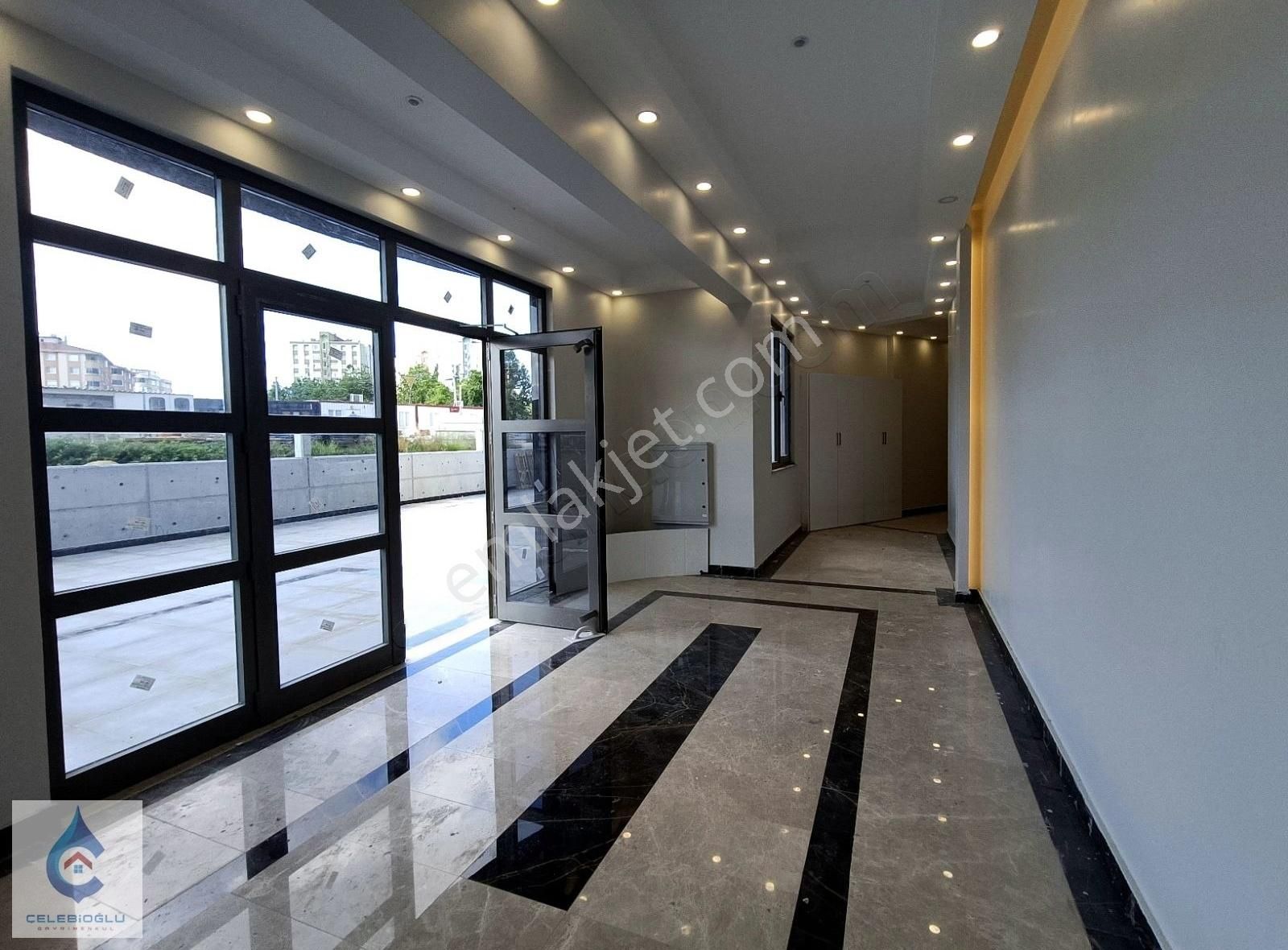 Çelebioğlu'ndan Emek'te 160 M2, 3+1 Ebeveyn Banyolu Daire
