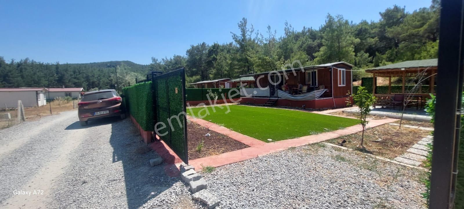 Menderes Yeni Köyde Doğa İçersinde Satılık 300 M2 İçinde 1+1 Sat