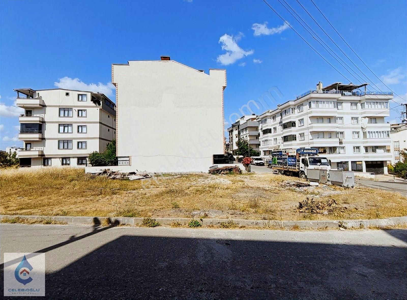 Çelebioğlu' Dan Özgürlük' Te Köşe Parsel Satılık Arsa