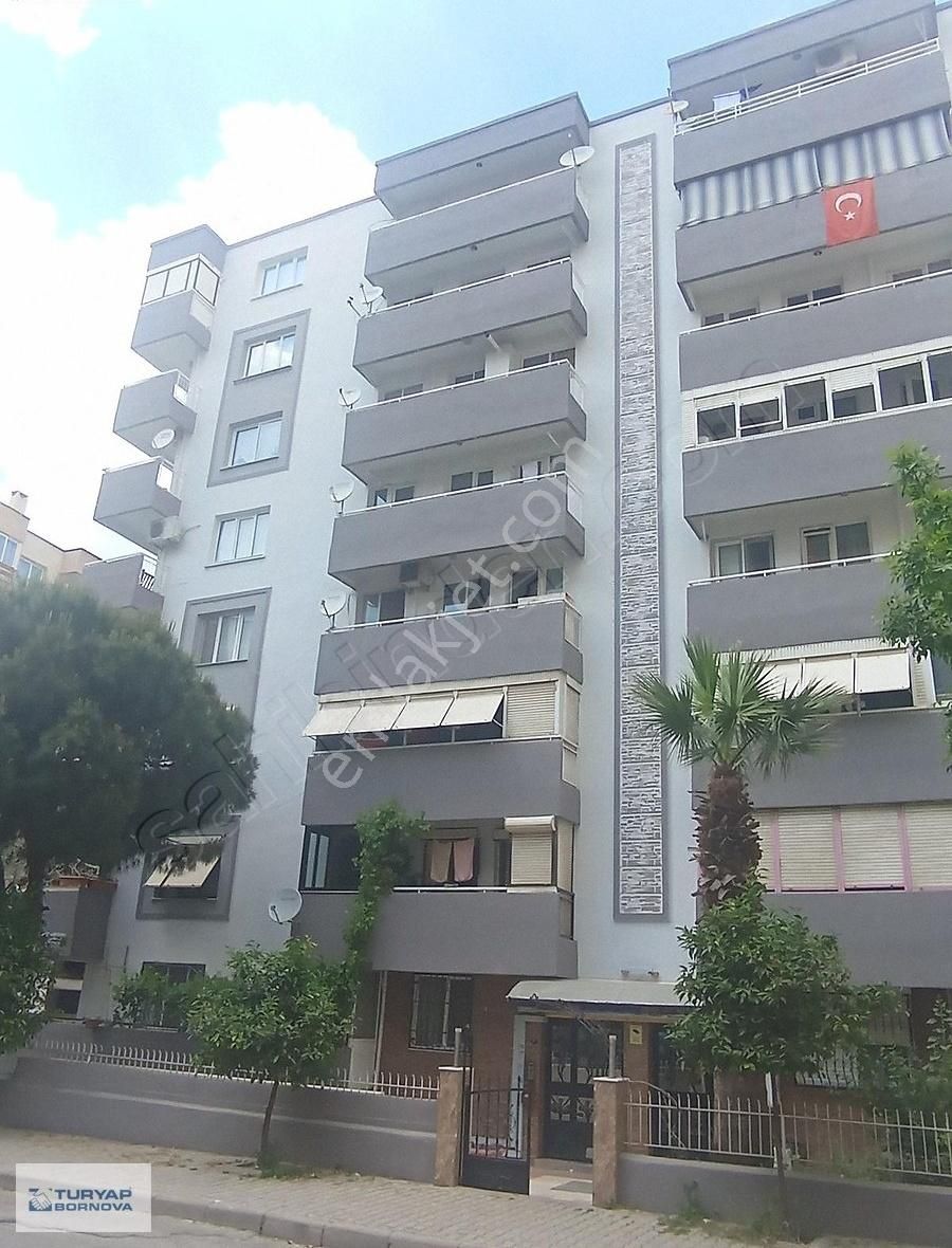 Bornova Kazımdirik Mah'de Satılık 3+1 Bakımlı Daire