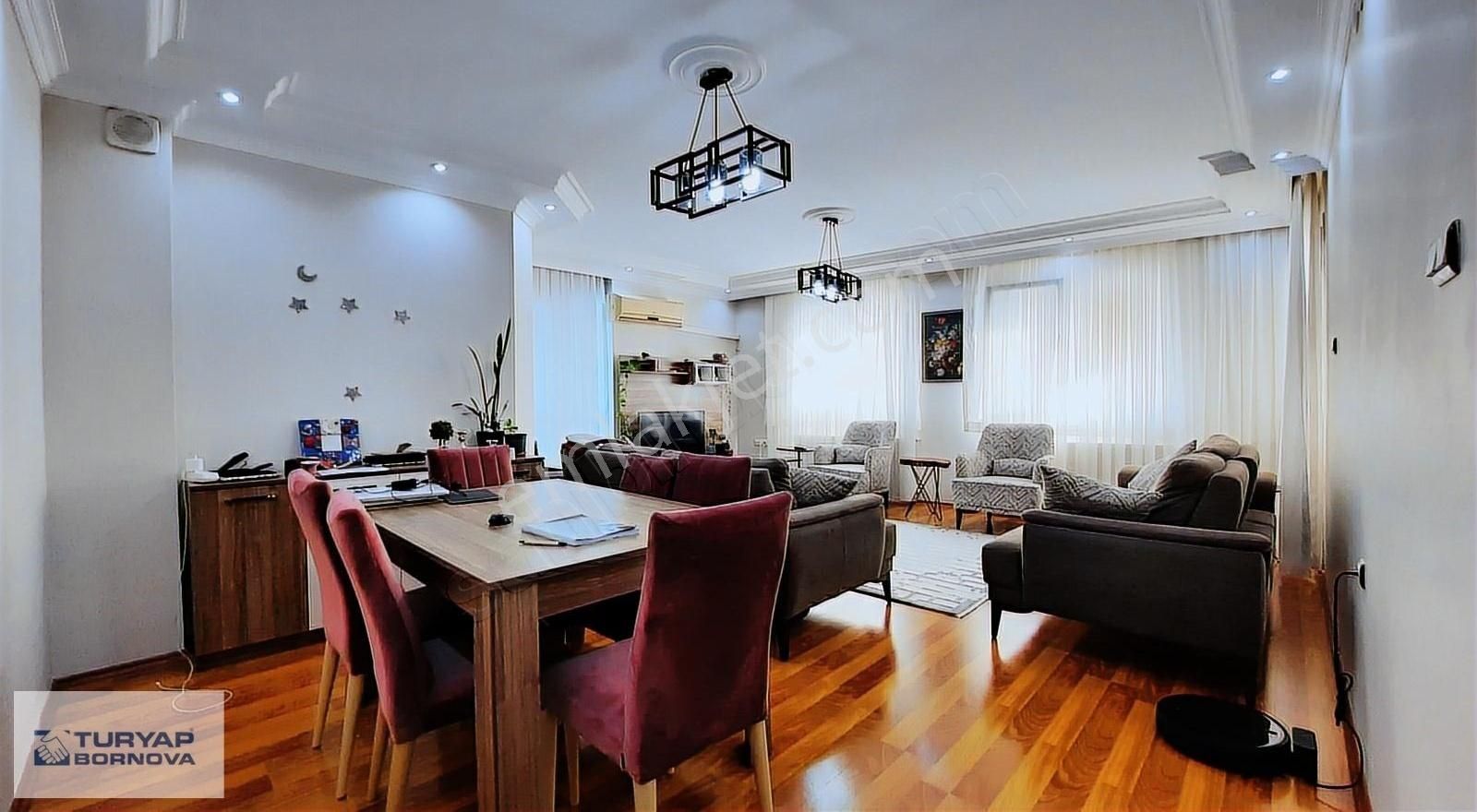Bayraklı Osmangazi'de Doğalgaz Kombili, Ebeveyn Banyolu 3+1