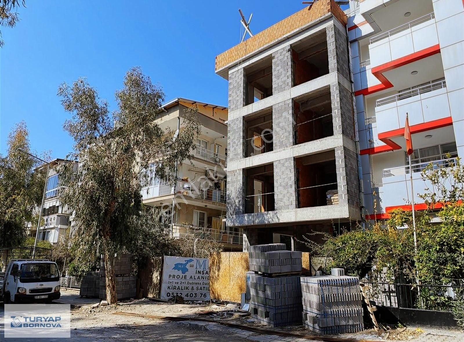 Turyap Bornova'dan Merkezi Konumda Satılık Sıfır 1+1 Daire