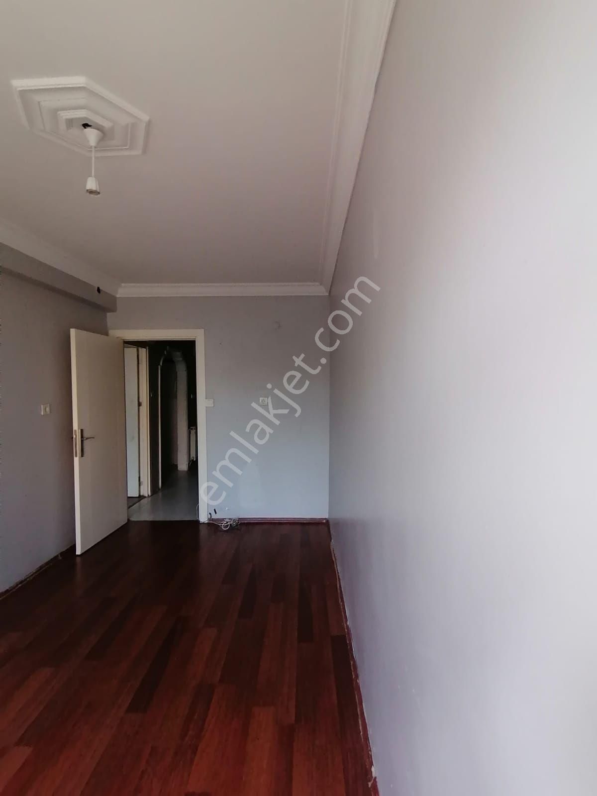 Gaziosmanpaşa Hamam Caddesinde Satılık Daire - Görsel 13