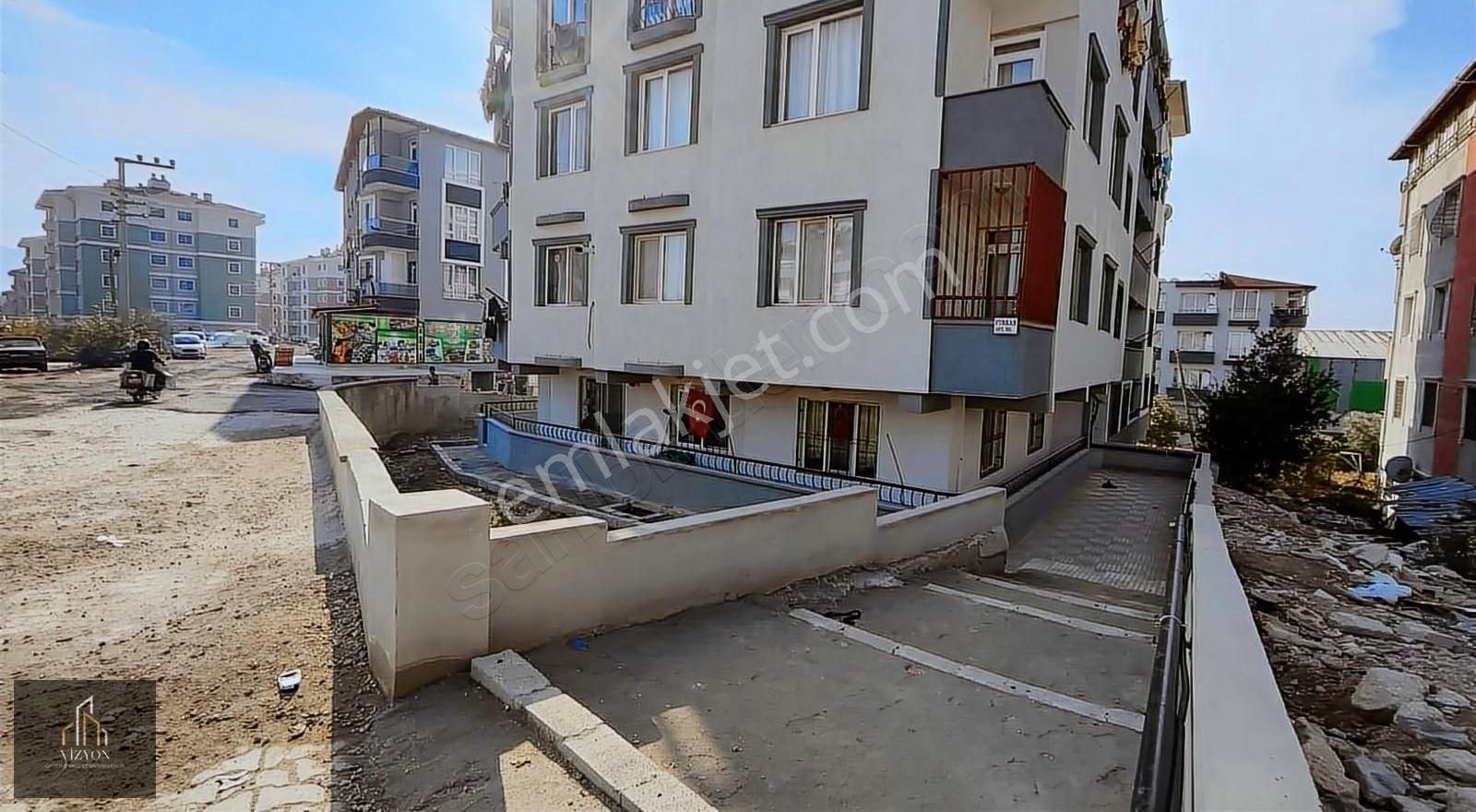 Toki Cami - 500 Konutlar Yakını 3+1 Giriş Kat Satılık Daire