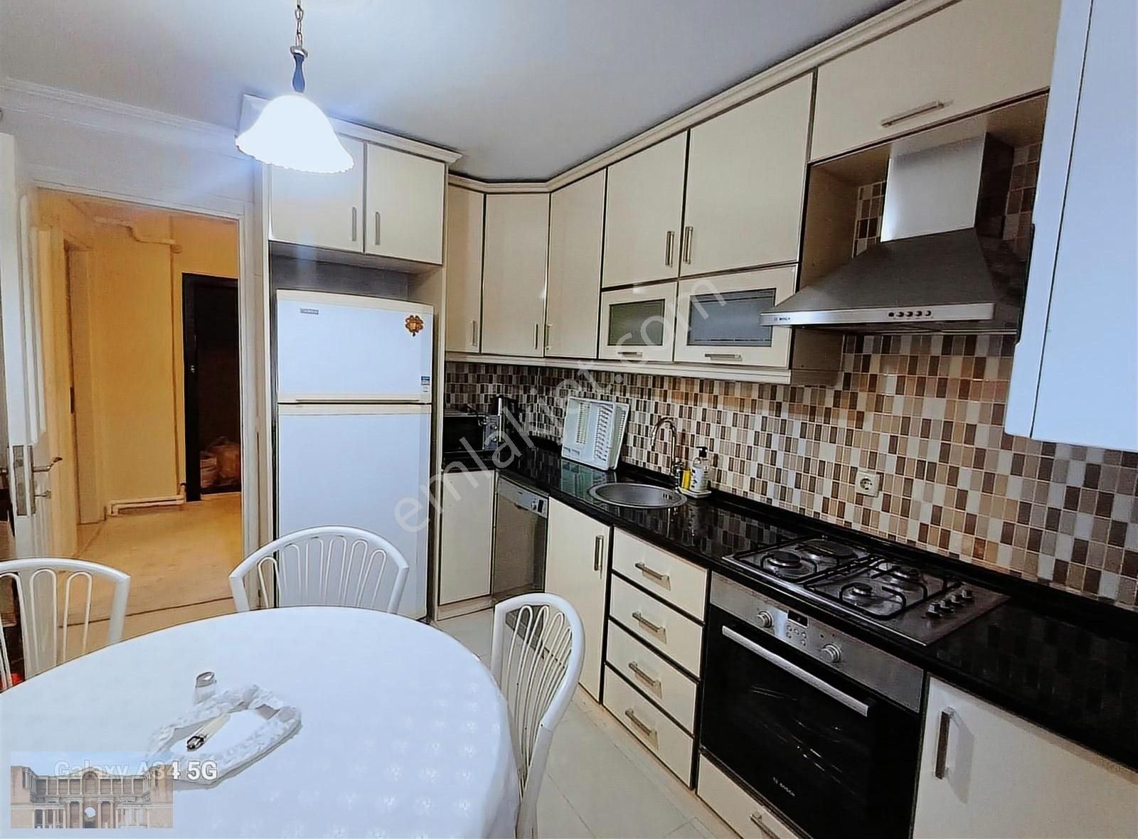 Kiralık Eskicamide 2+1 90 M2 Full Eşyalı Doğalgazlı Daire