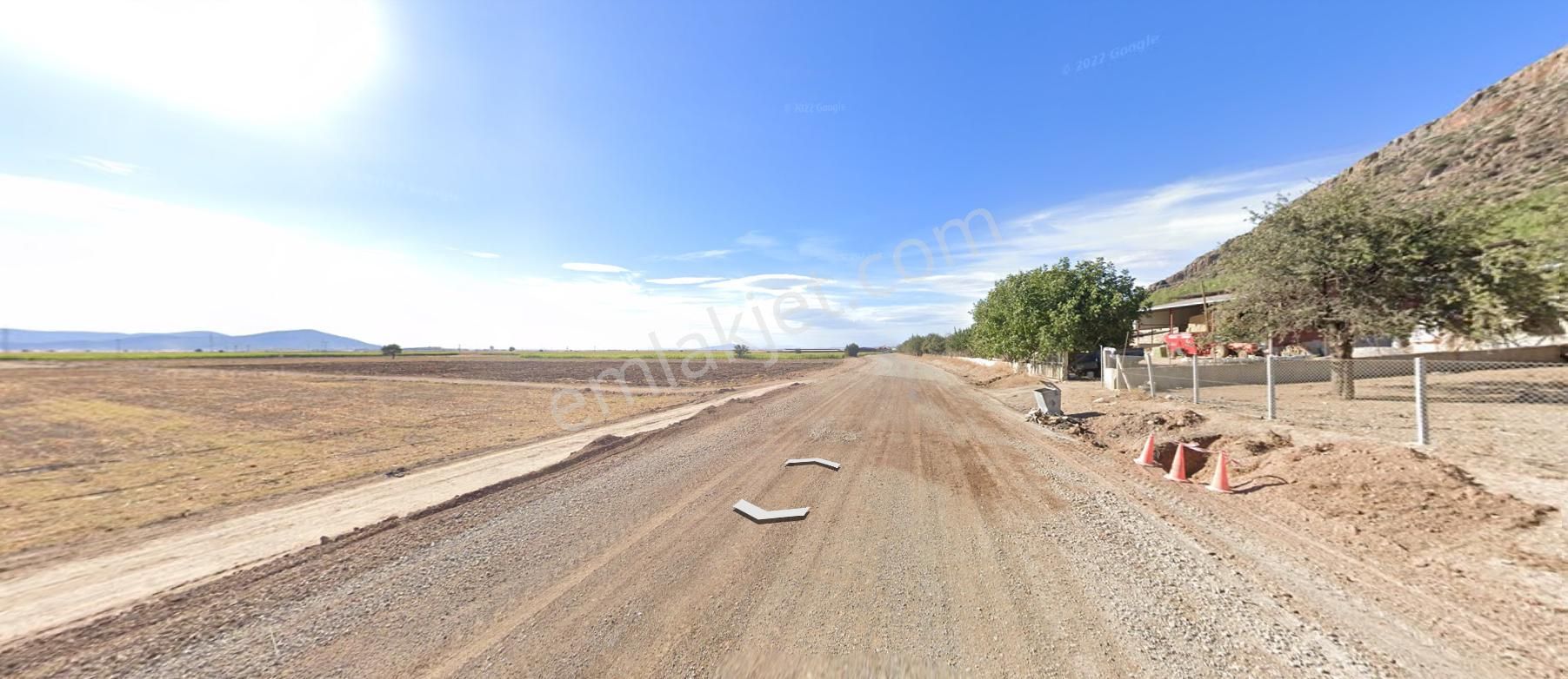Denizli Tavas' Da Tarıma Elverişli 4516 M2 Tarla