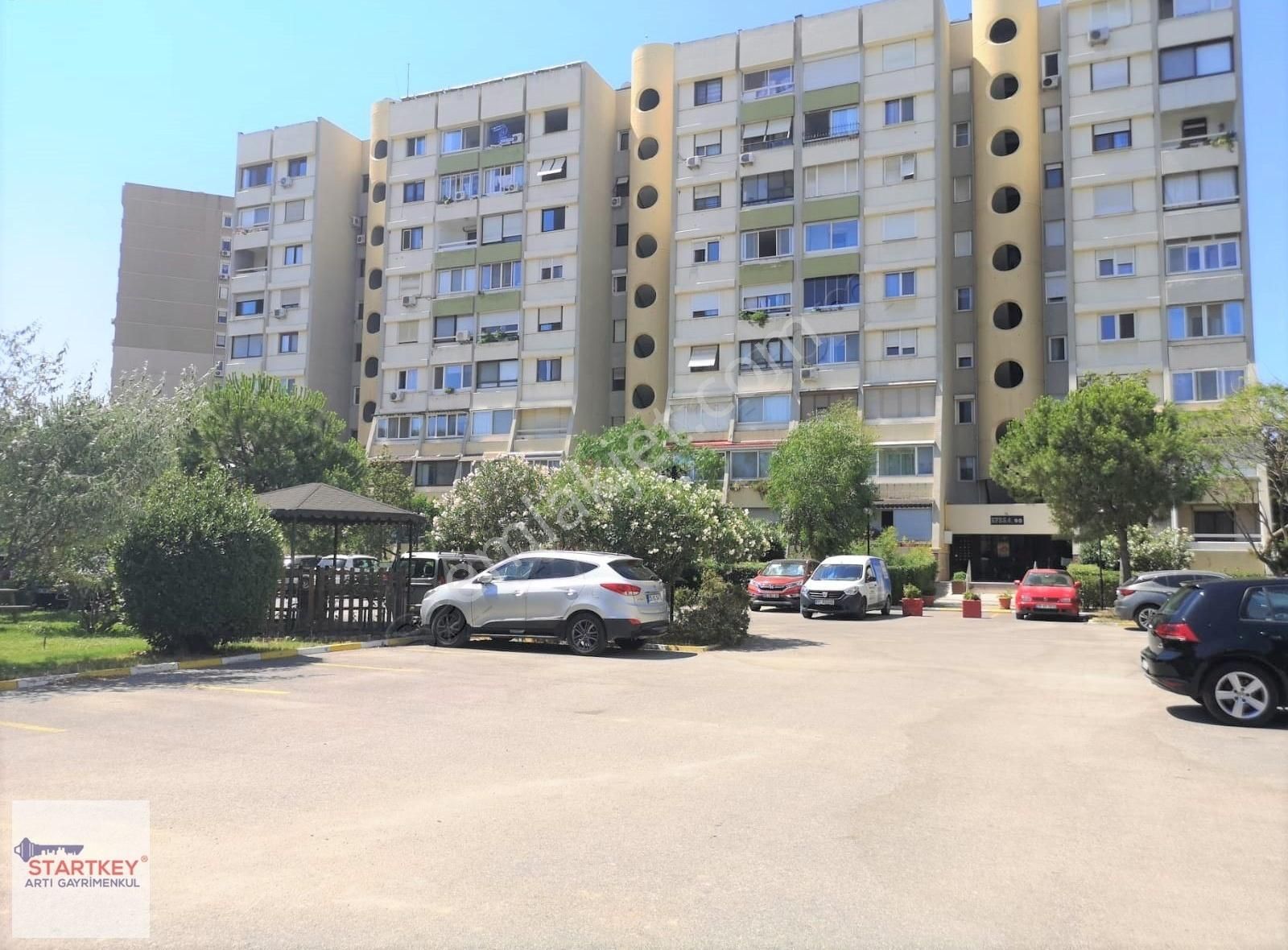 Atakent Efes 5 Blokları Eşyalı Kiralık 1+1 Daire