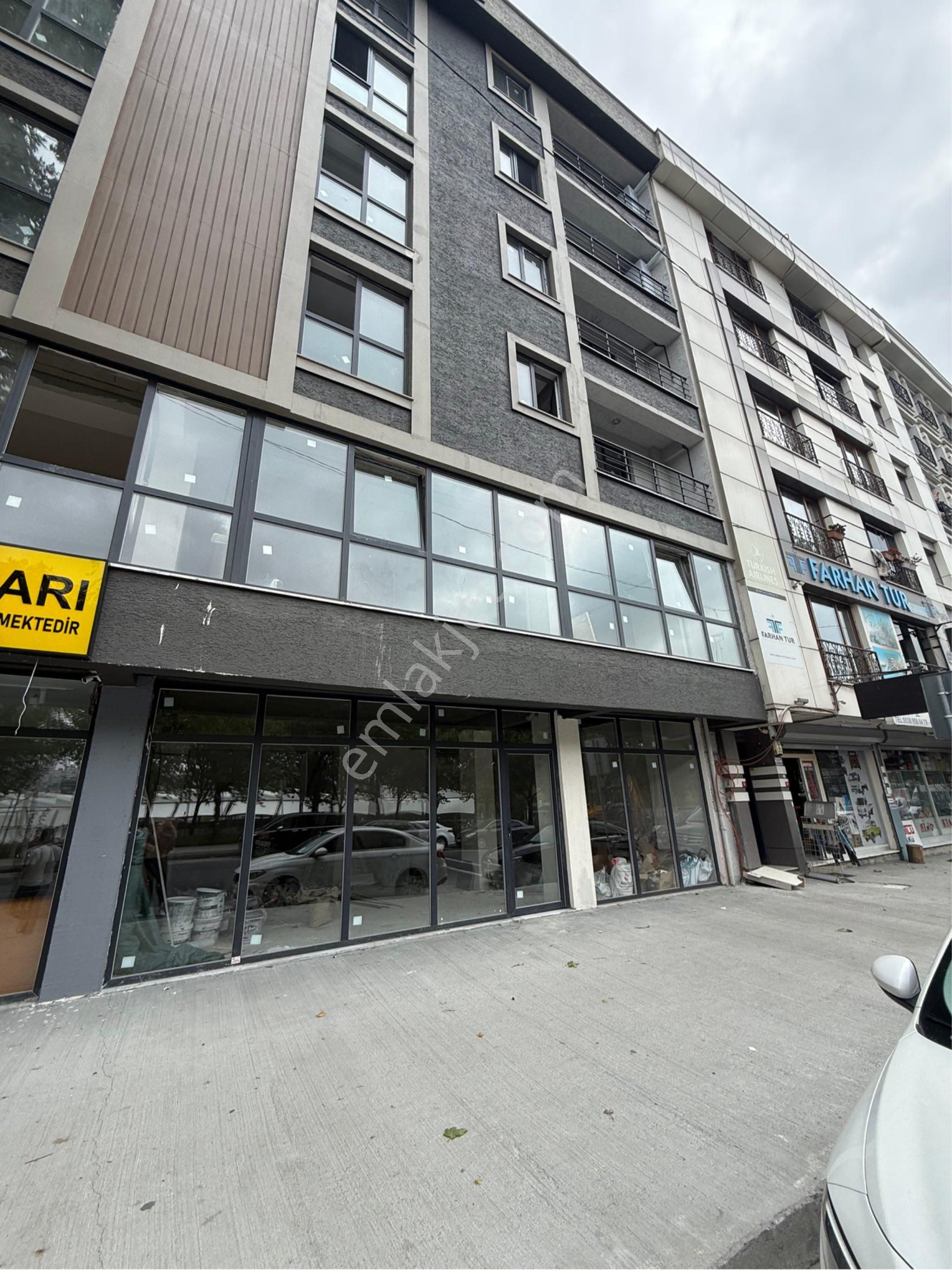 Cadde Üzeri Alibeyköy Merkez’de Depolu Çift Katlı Kiralık Dükkan