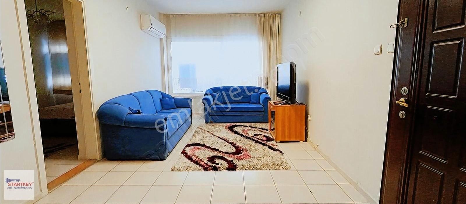 Karşıyaka Aksoyda Sahile Yakın 75 M2 Kiralık 2+1 Eşyalı Daire