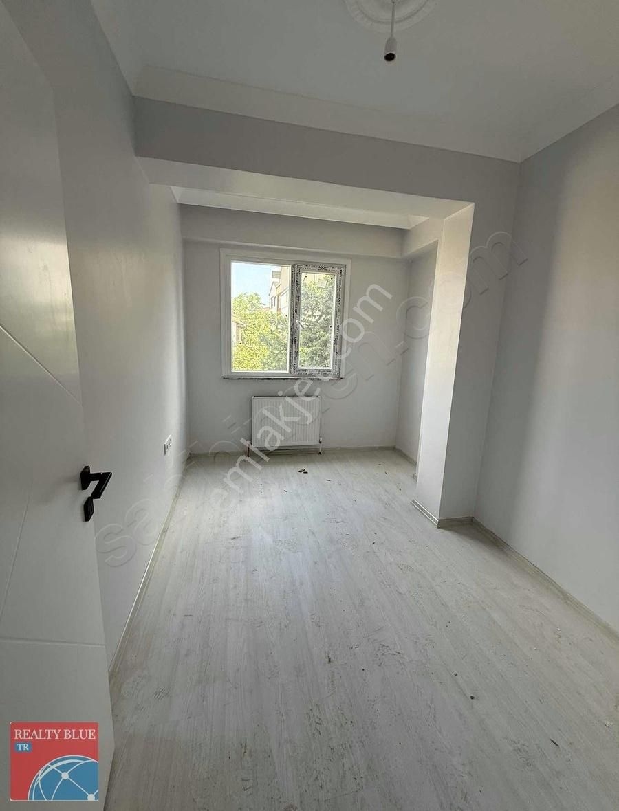 Ahmet Yesevi'de 2+1 Sıfır Otoparklı Daire