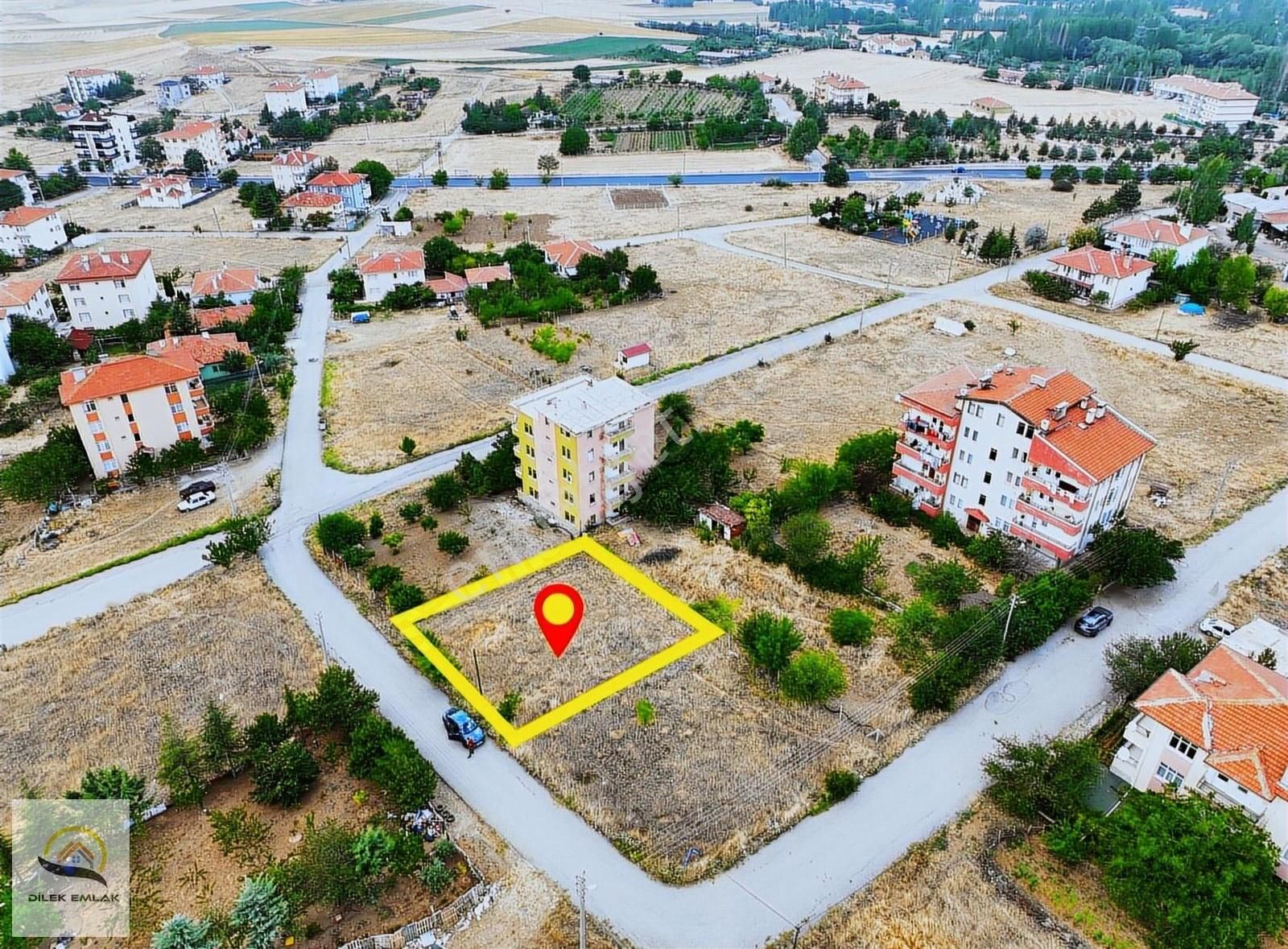 Akyurt'ta 8 Dairelik 382m2 4 Kat İmarlı Mahalle İçi Arsa Acillll