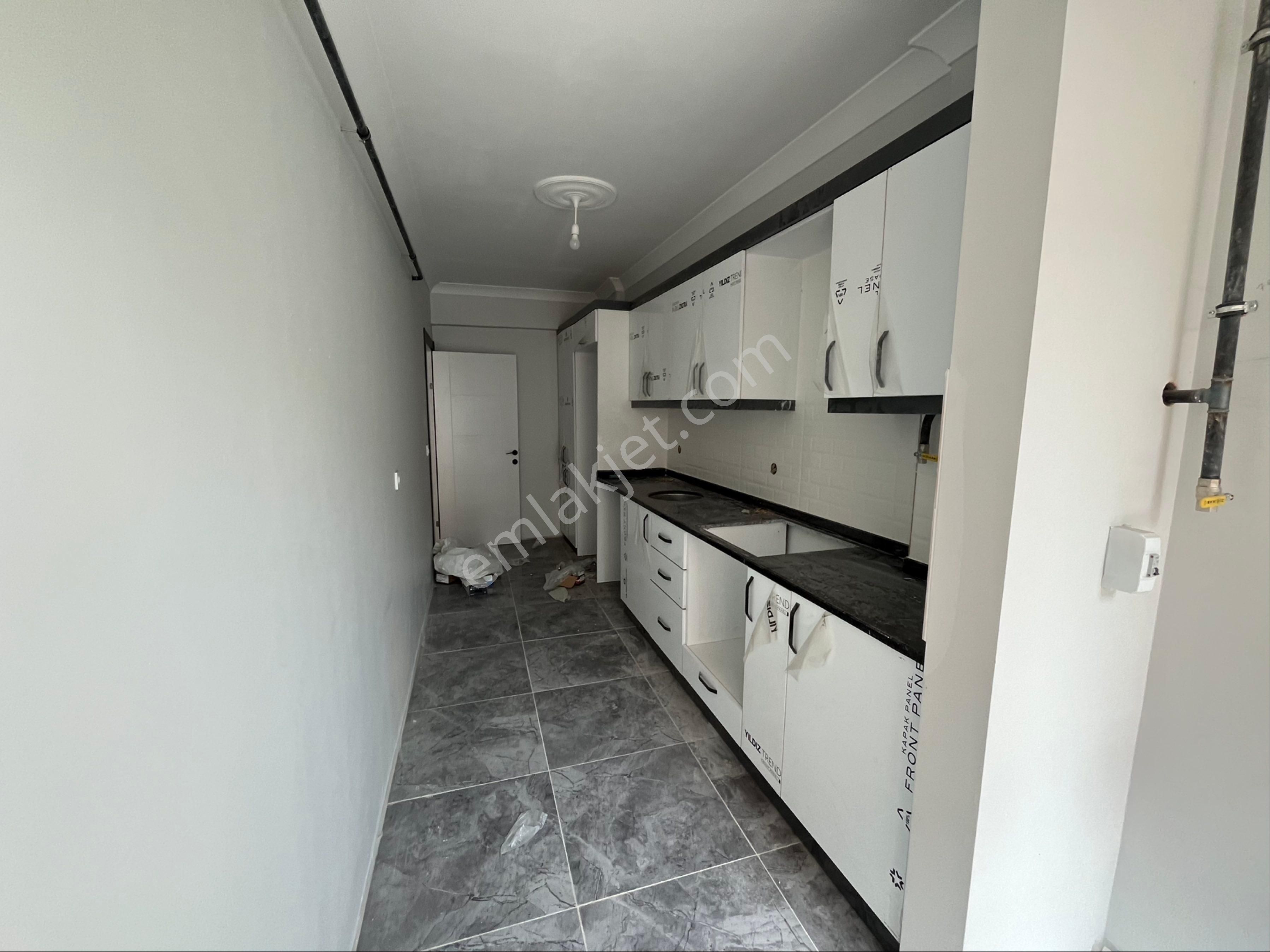 Tekirdağ Süleymanpaşa Çınarlı Mahallesi Satılık 2 + 1 Daire