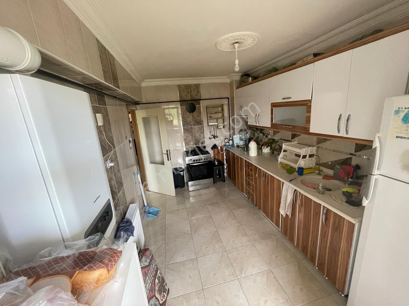 Ekin Mahallesi Çatak Caddesi Okul Yakınında 3 Kat Asansörlü 3+1 Güney Cephe Satılık Daire
