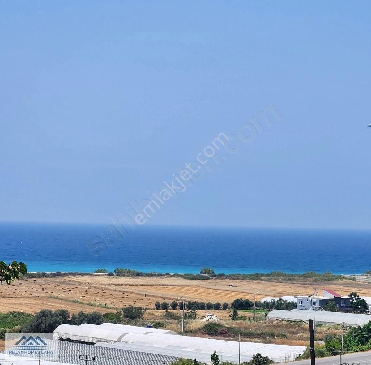 Gazipaşada Deniz Manzaralı 4000 M2 Satılık Arsa