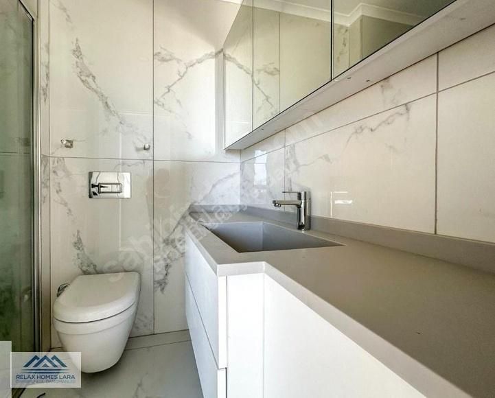 Altıntaş Da 7/24 Güvenlikli Havuzlu Lüks Site De Satılık 1+1 - Görsel 8