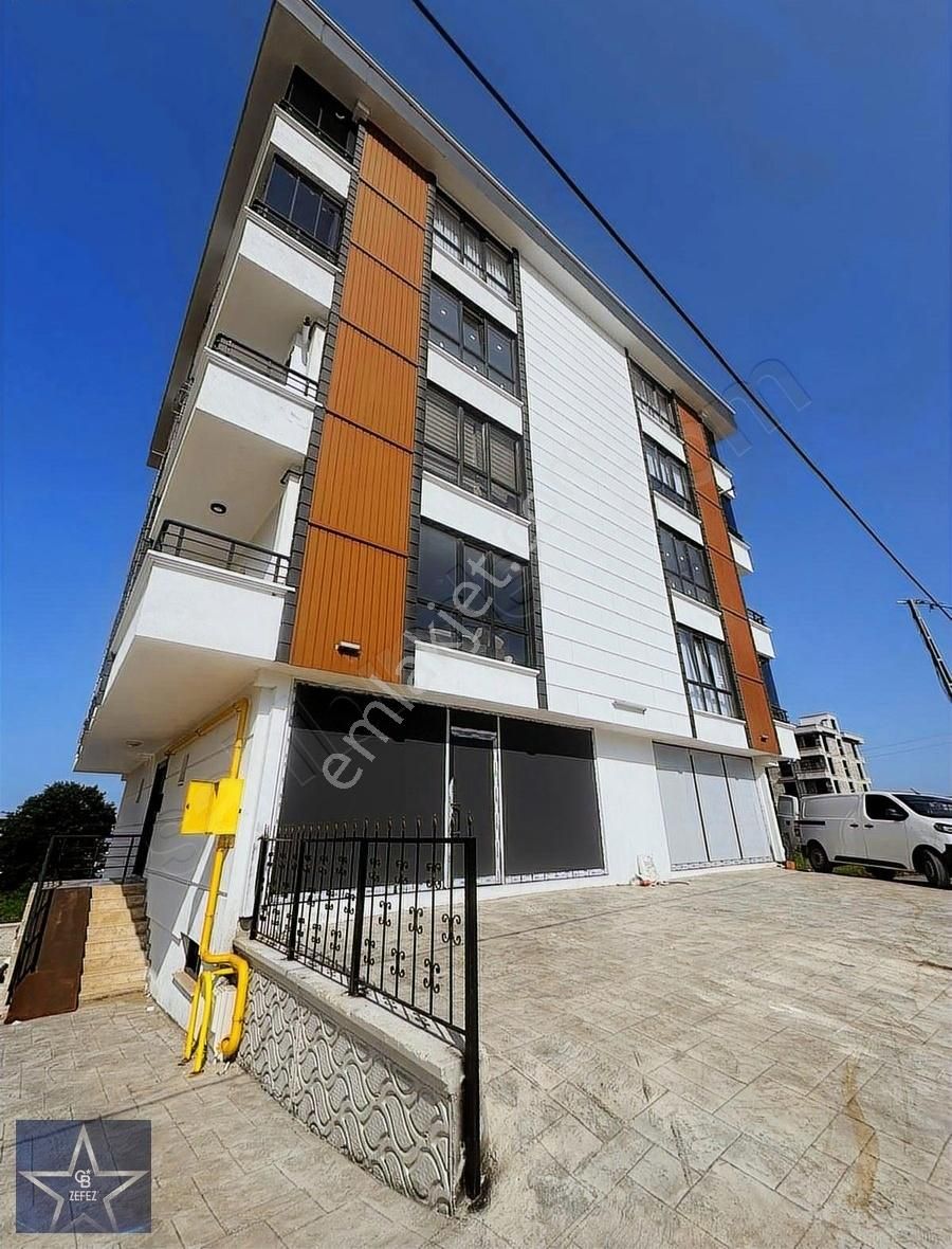 Bulvara Cephe Deniz Manzaralı Sıfır 1+1