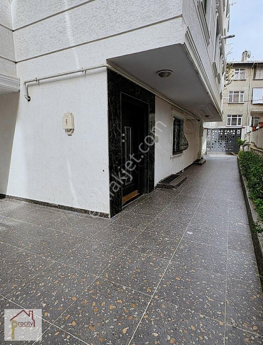 Procıty'den Ümraniye İnkilap Mah.'de 2+1 80m2 Daire...