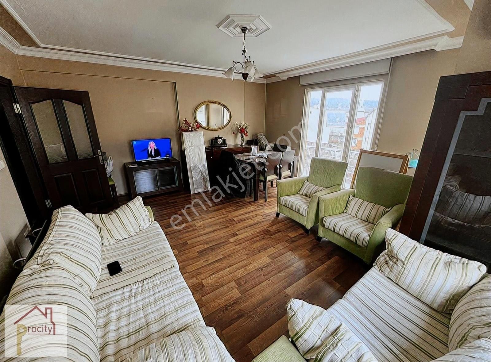 Procıty'den 3+1 95m2 Balkonlu Açık Otoparklı Daire...