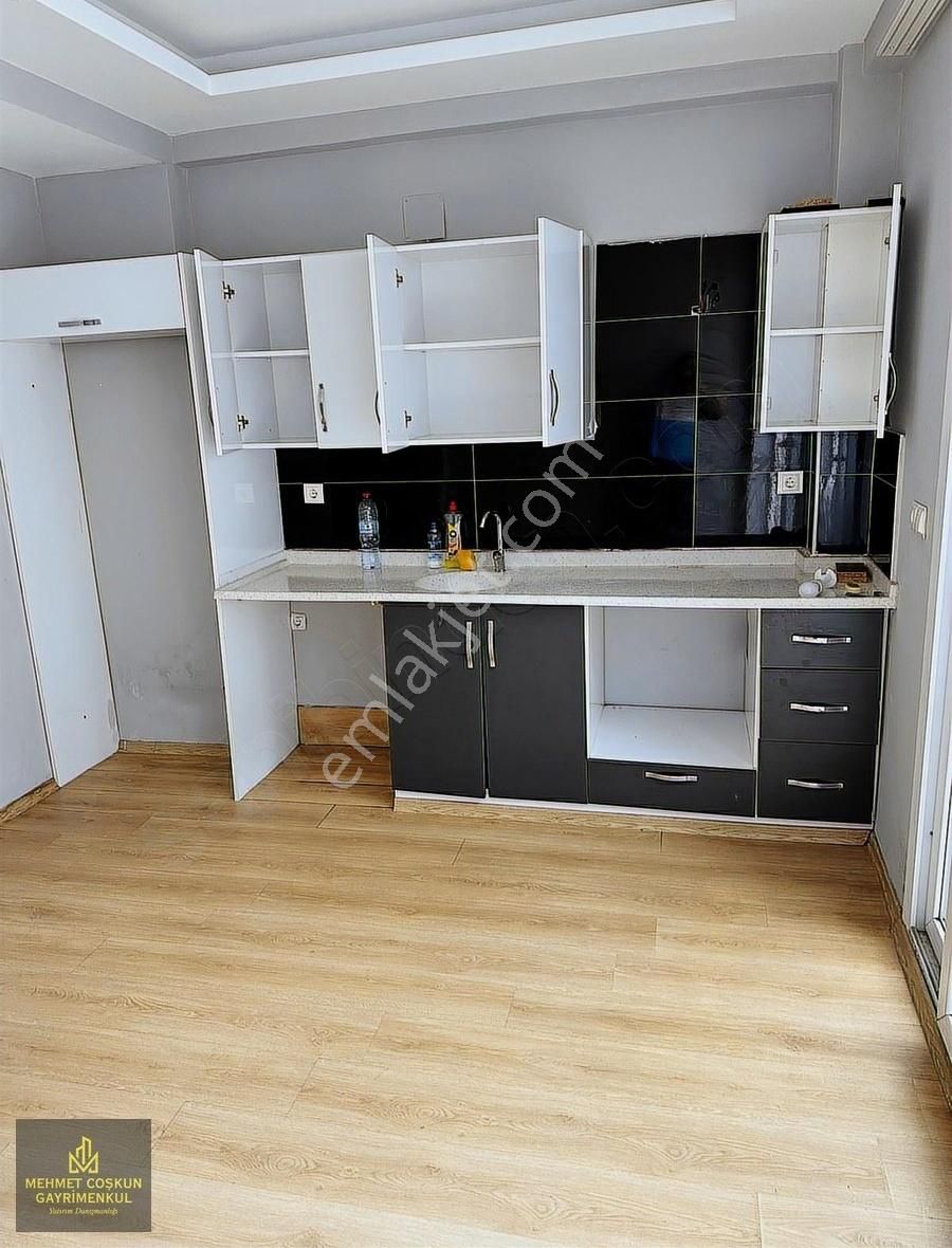 Huzur Evlerinde Mavi Bulvara Yakın Satılık Geniş 1+1 Daire