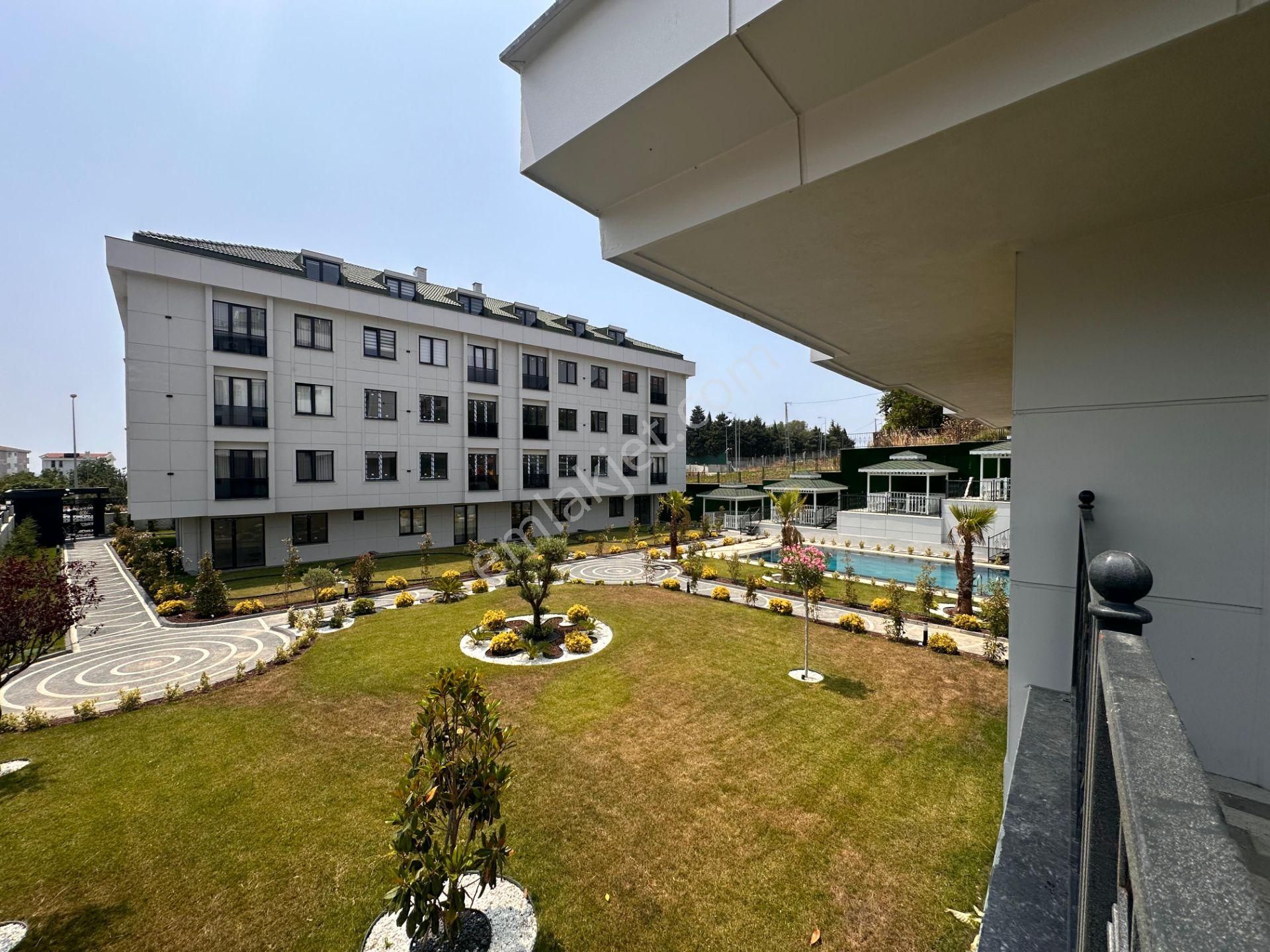 Büyükçekmece Celaliye Mahallesinde Sıfır Projede Kiralık