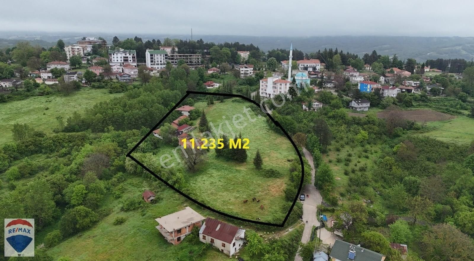 Demirköy Merkezde Satılık 11.235 M2 Konut İmarlı Arsa