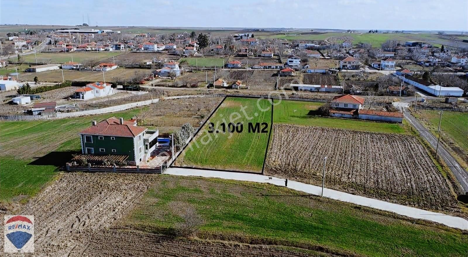 Lüleburgaz Umurca Köyünde Fırsat 3.100m2 4 Bölünebilir Arsa