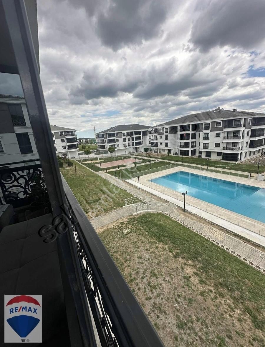 Lüleburgaz Zafer Mahallesi Neocıty Sitesinde Satılık 3+1 Daire