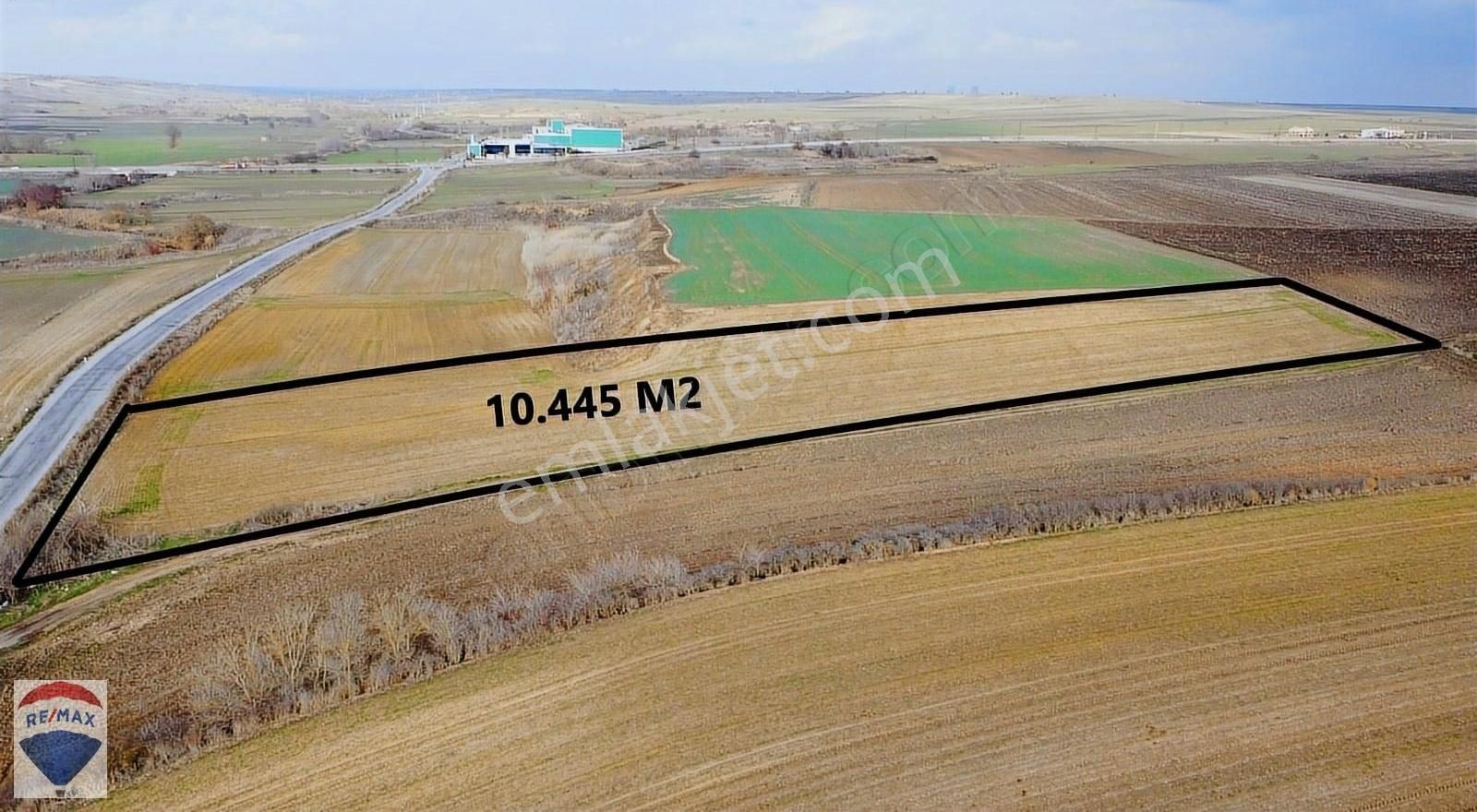 Babaeski Bahçıvan Karşısında Satılık 10.444 M2 Yola Cephe Tarla