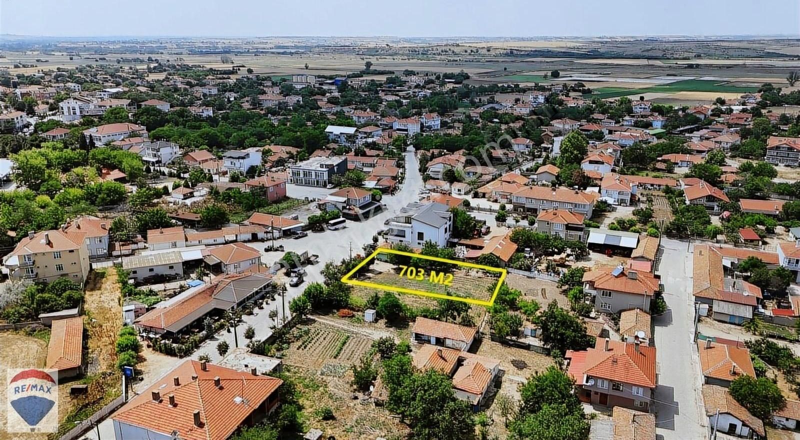 Büyükmandıra Merkezde Ticari+konut İmarlı 703 M2 Satılık Arsa