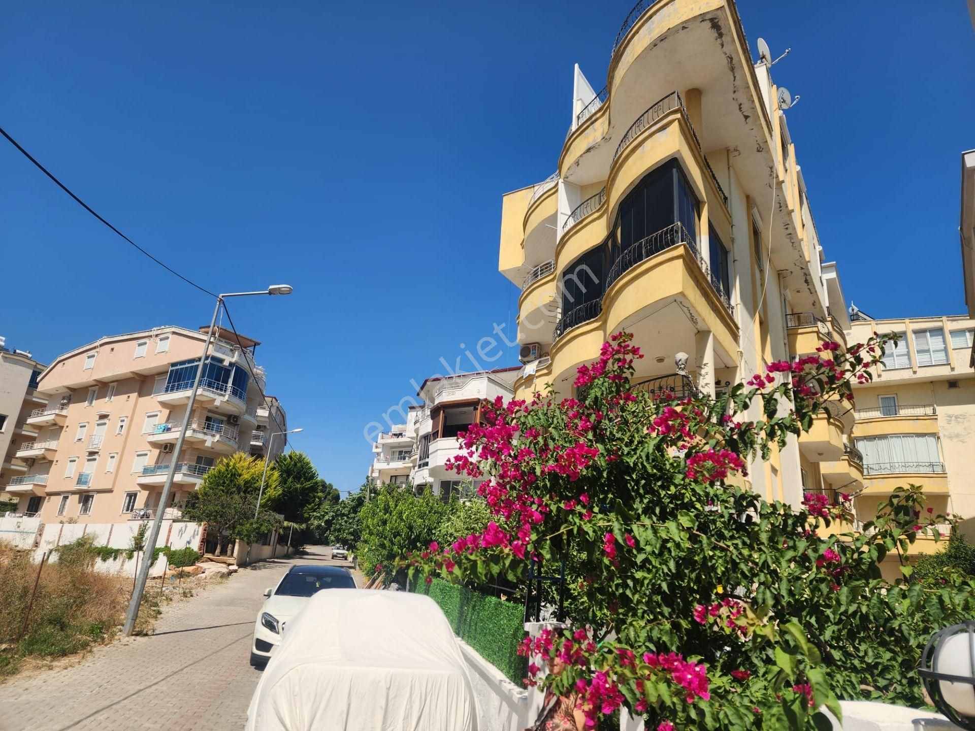 Didim Altınkum Mahallesinde Denize 100 Metre Açık Mutfaklı 2+1 Satılık Daire