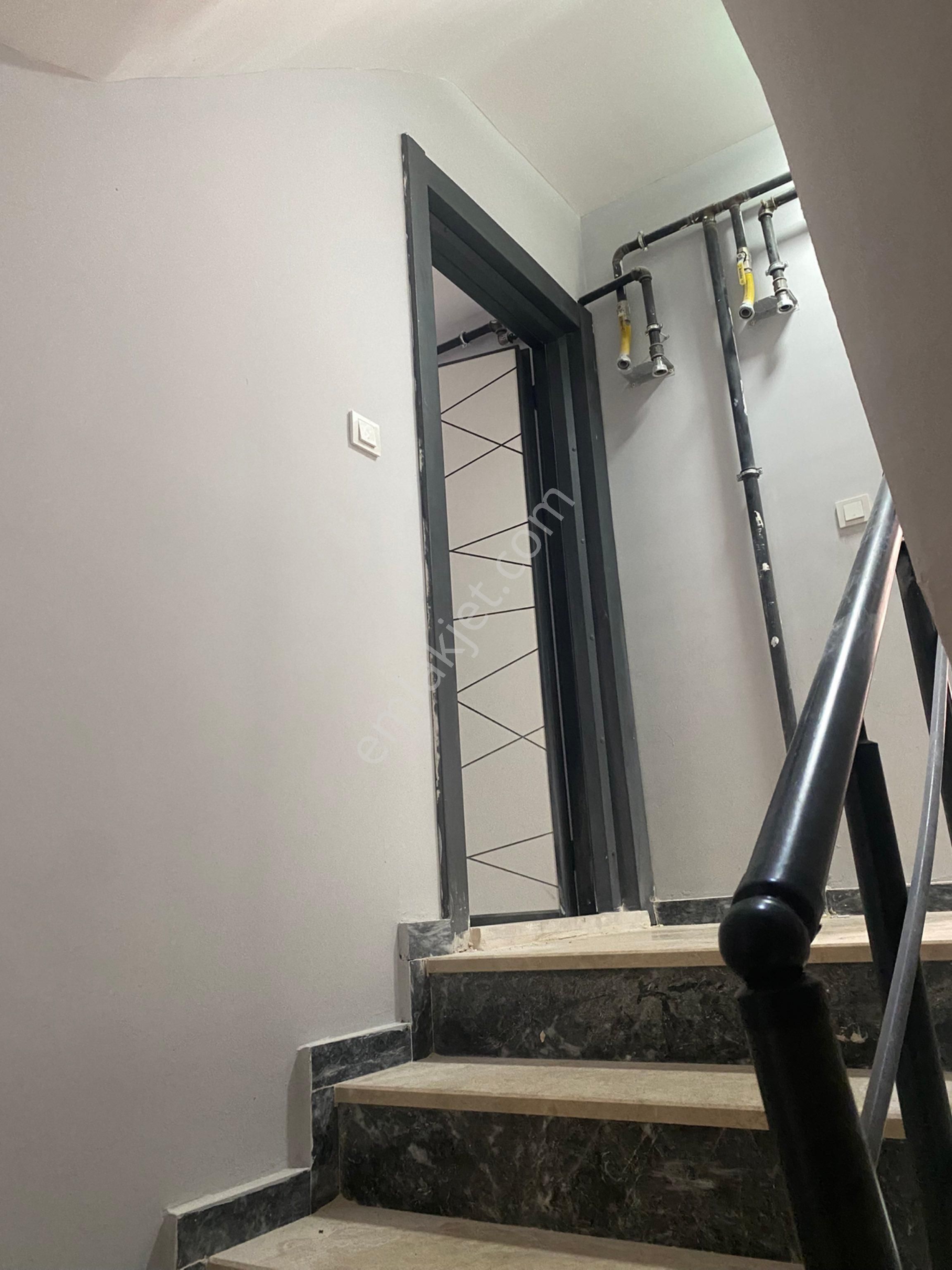 Ankarayolu Metro Yürüme Mesafesi 2+1 Dubleks