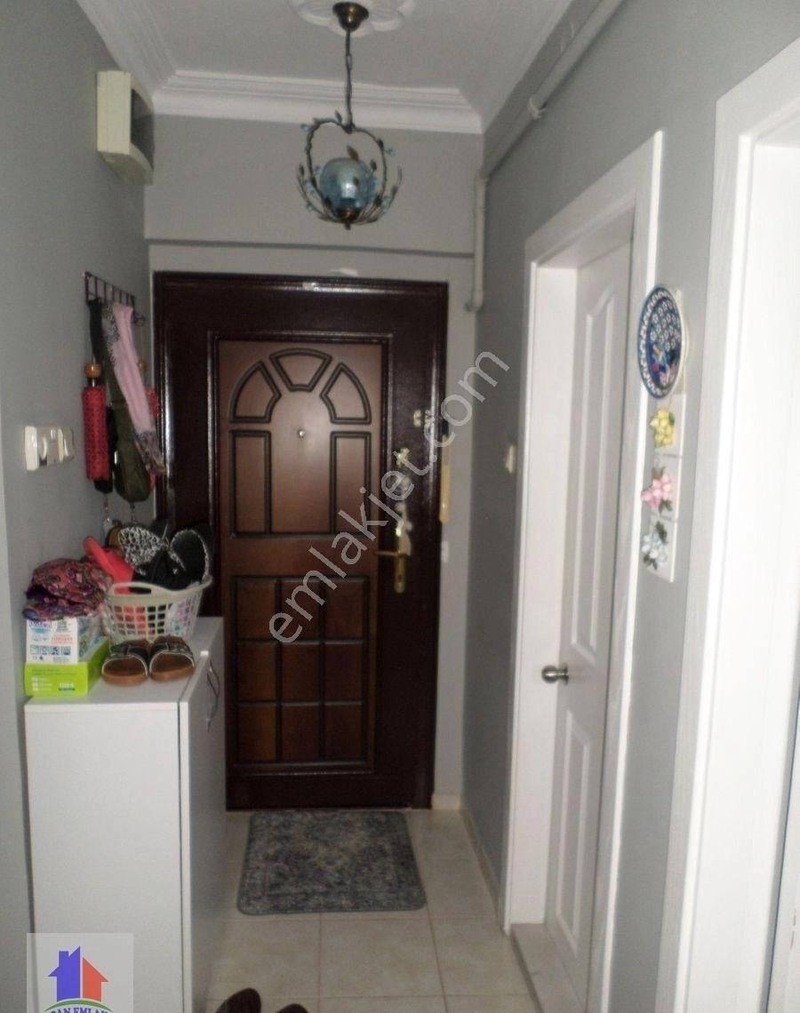 Mudanya Halitpaşa Mah.de Satılık Daire 2.kat Tam Merkezde Düzayak Site Bahçe İçinde 3+1 Bakımlı