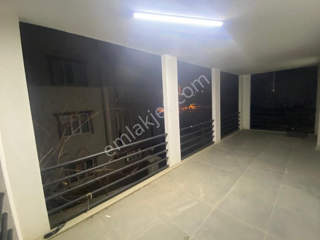 Denizli Merkezefendi’de 400m2 Arsa İçinde 4 Katlı Müstakil Fırsat Bina - Görsel 3