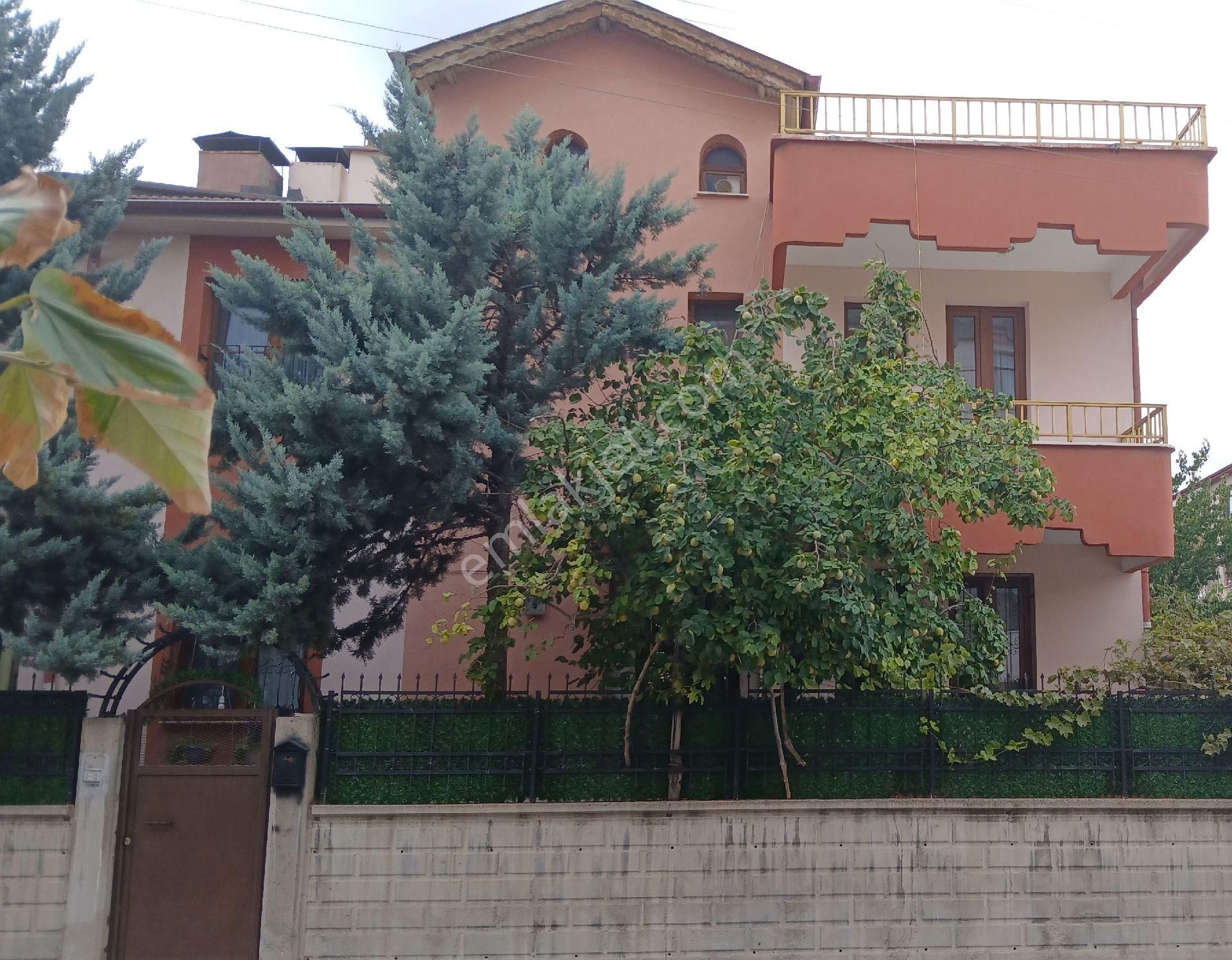 Satılık Daire(müstakil Bina) 2 Katlı
