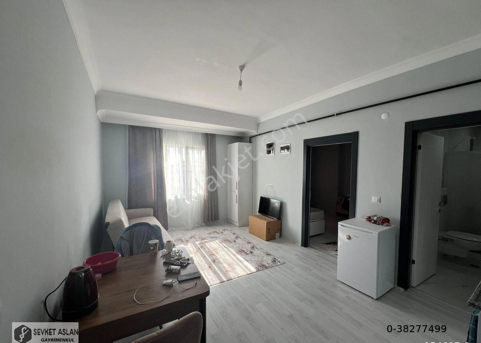 Aratol İstiklal De Eşyalı Kiracılı Satılık 1+1