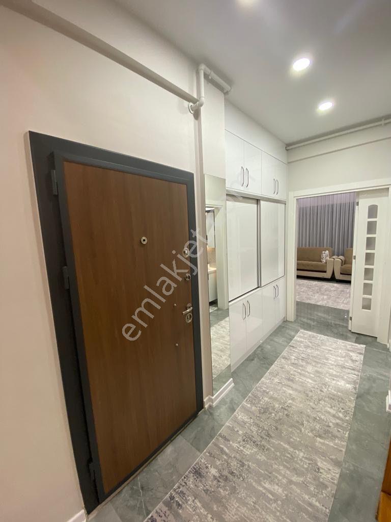 Denizli Bereketlerde 300m2 Arsa İçinde 3 Katlı Müstakil Villa - Görsel 18