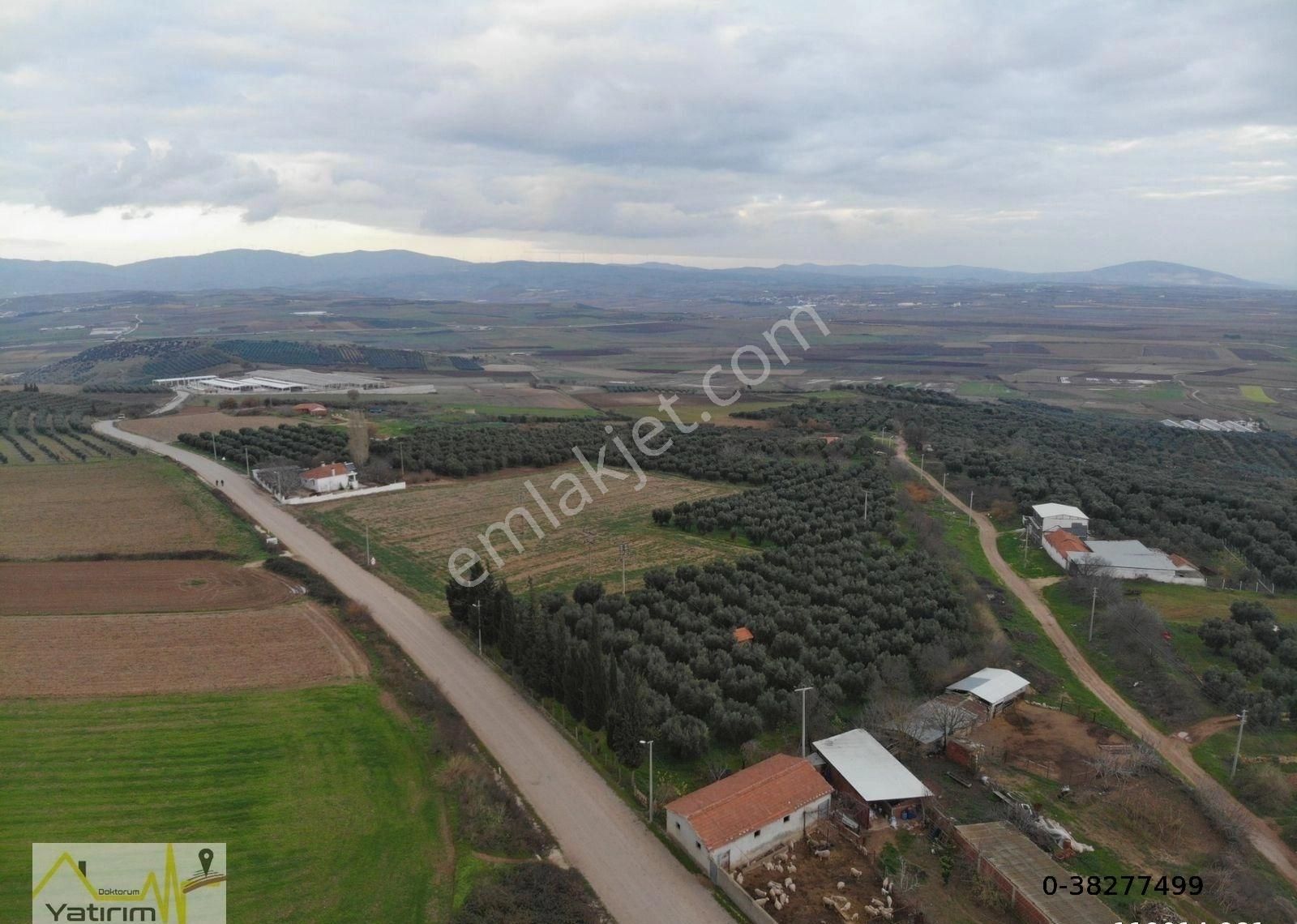 Danışmentte İçerisinde Ahırı Ve Bakıcı Evi Bulunan 2210 M2 Arazi - Görsel 3