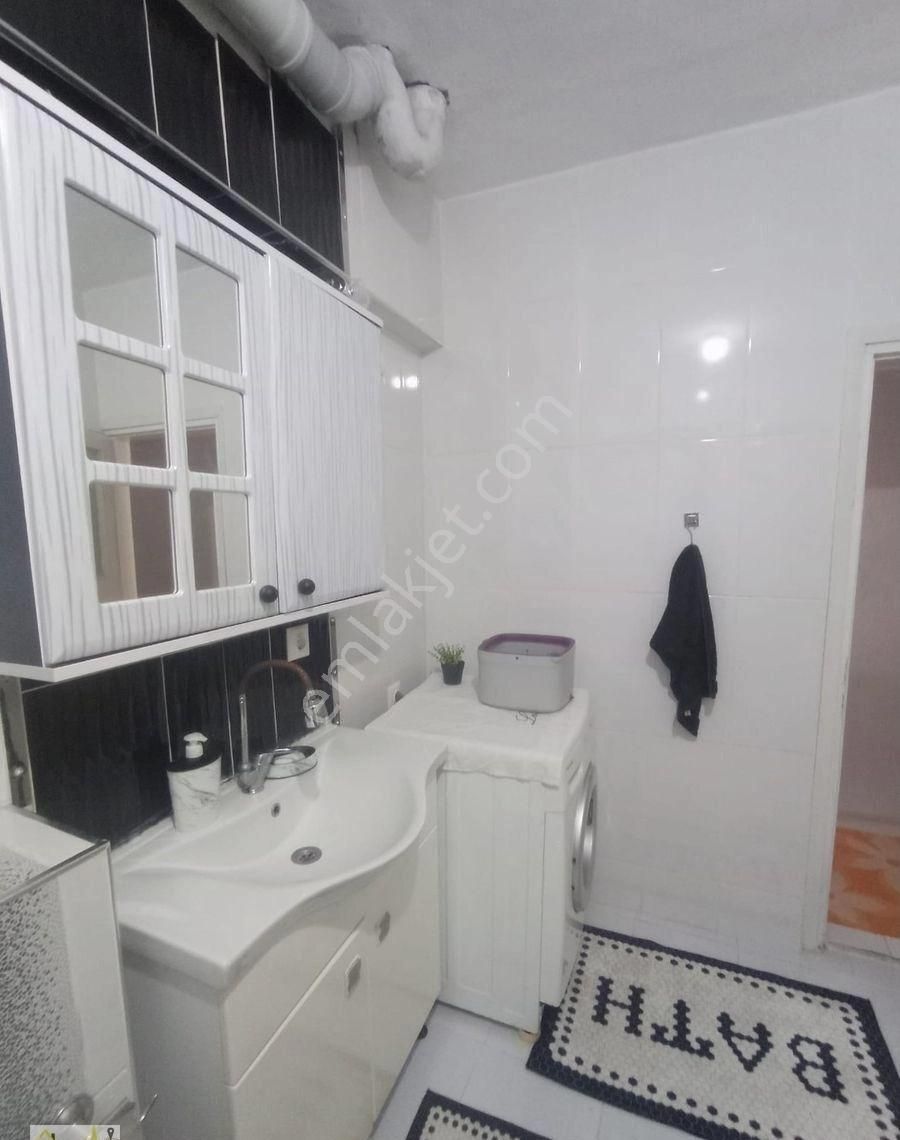 (14) Bandırma İhsaniye Mah.de Satılık 2+1 Daire