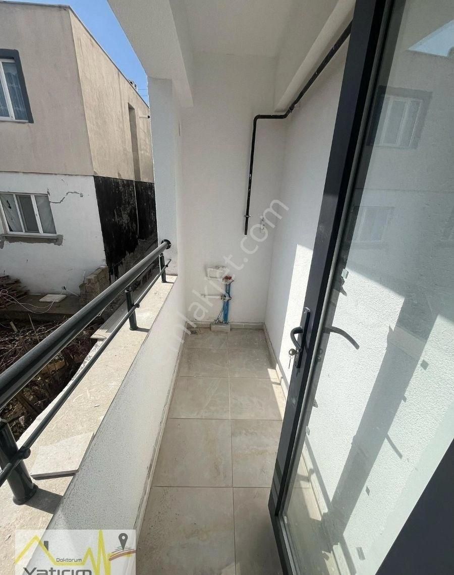 Yenimahalle'de 2+0 65m2 Çift Cephe Satılık Daire