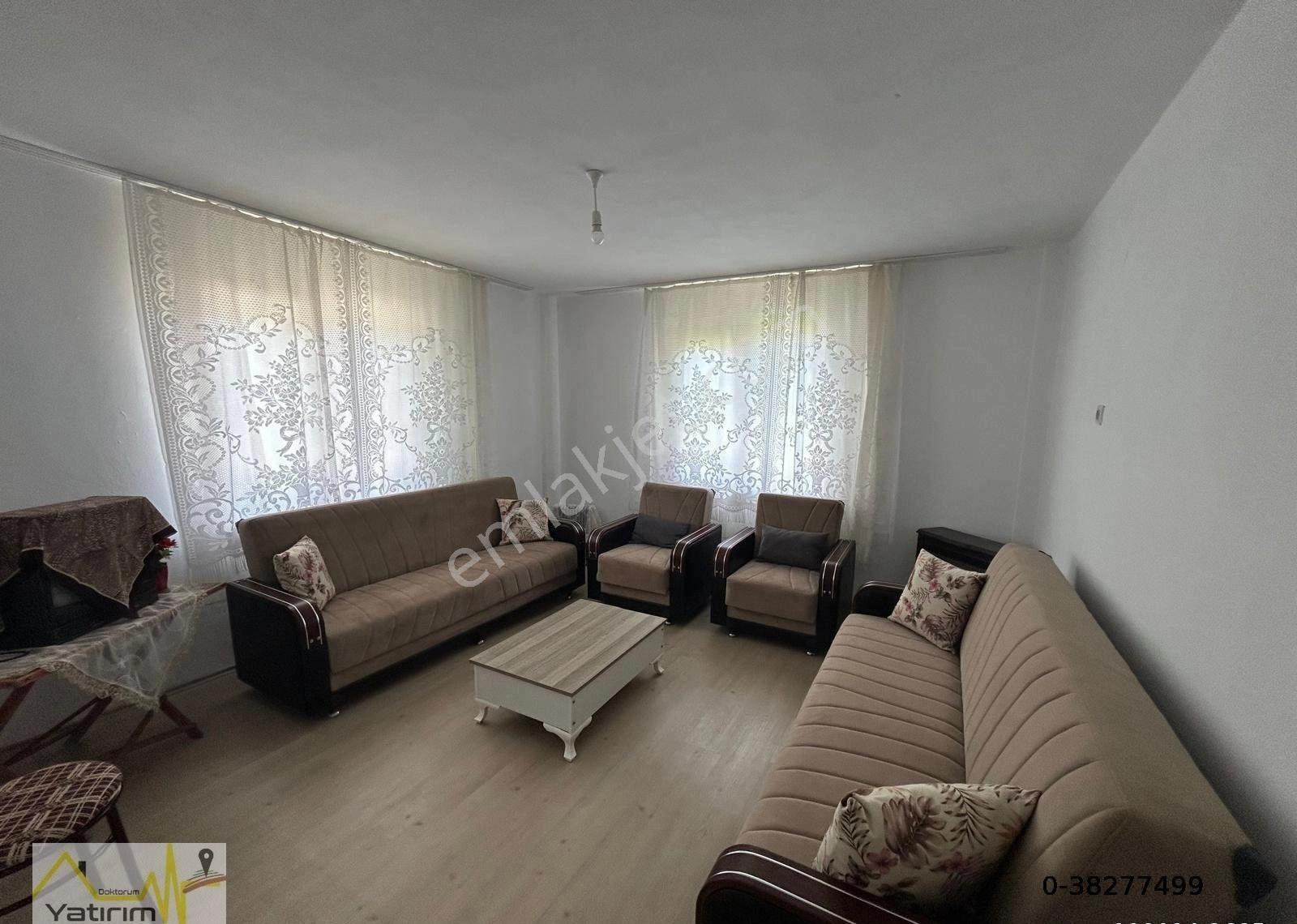 Manyas Eşen Mahallesinde İçerisinde Müstakil Ev Olan 440 M2 Satılık Arsa - Görsel 2