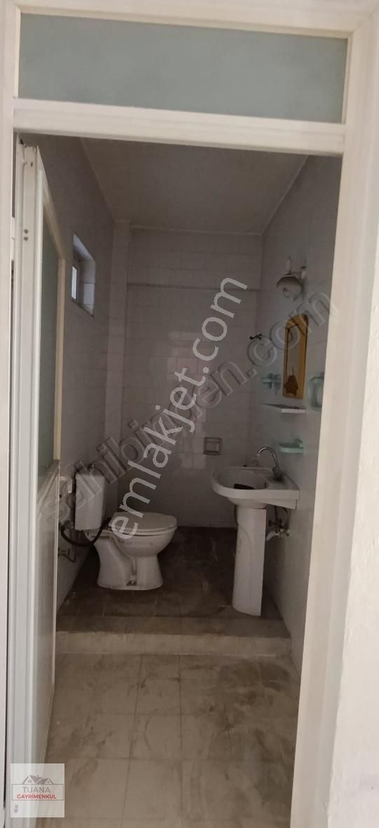 Tuana Emlak'tan Gülpınar Mahallesinde İki Katlı İş Yeri - Görsel 21