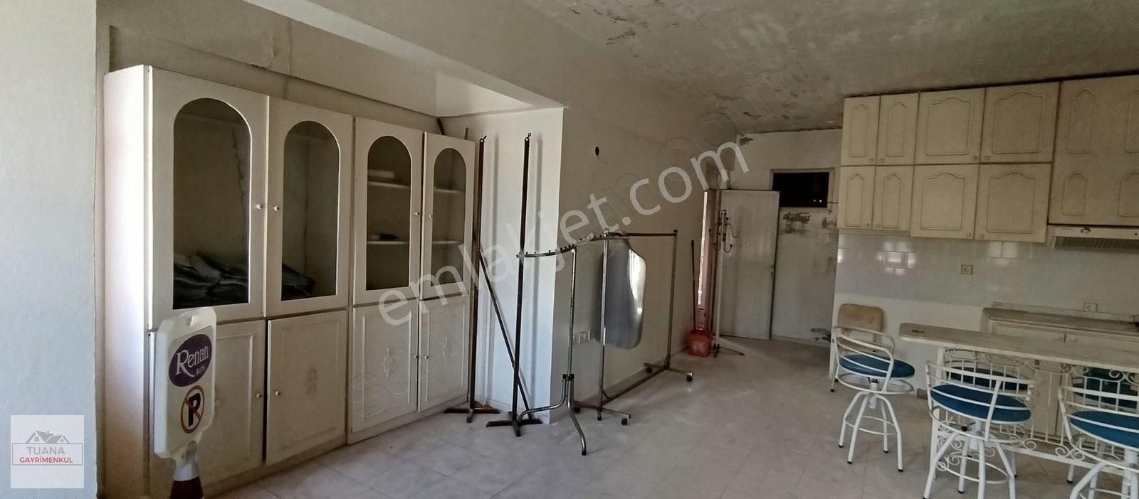 Tuana Emlak'tan Gülpınar Mahallesinde İki Katlı İş Yeri - Görsel 15