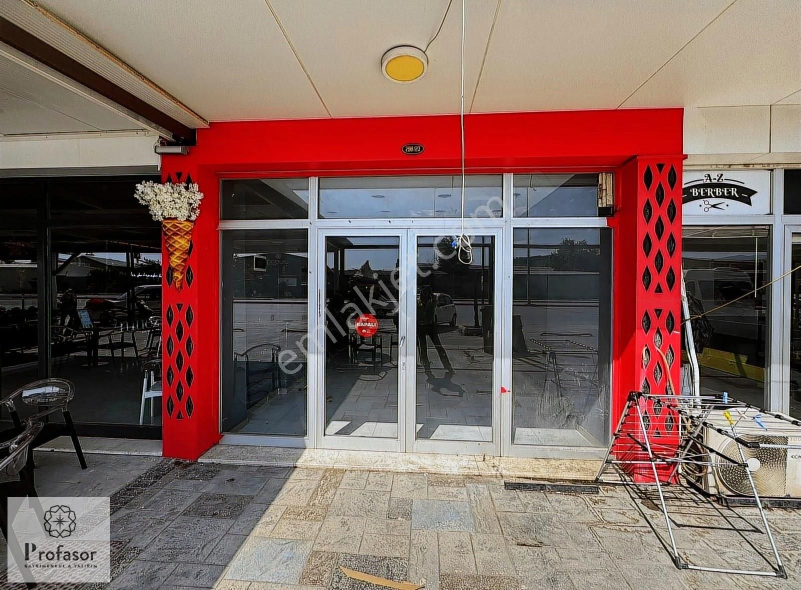 Profasor *dan Cadde Üzeri Kiralık Dükkan