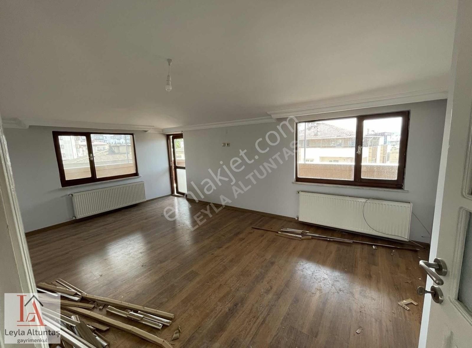 Karşıyaka Merkezde 2 Ayrı Girişli 5+2 Satılık Dubleks Daire - Görsel 25