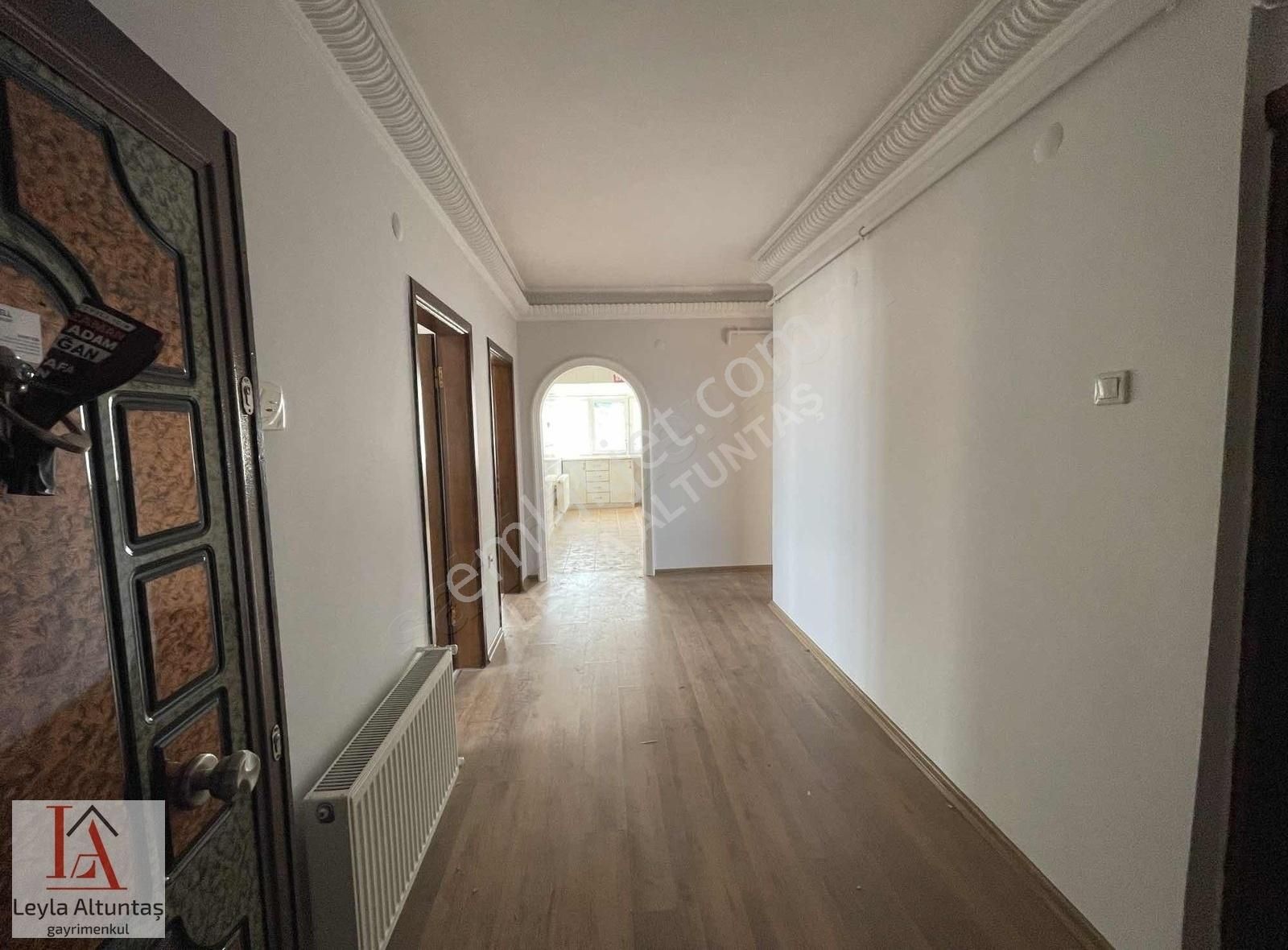 Karşıyaka Merkezde 2 Ayrı Girişli 5+2 Satılık Dubleks Daire - Görsel 20