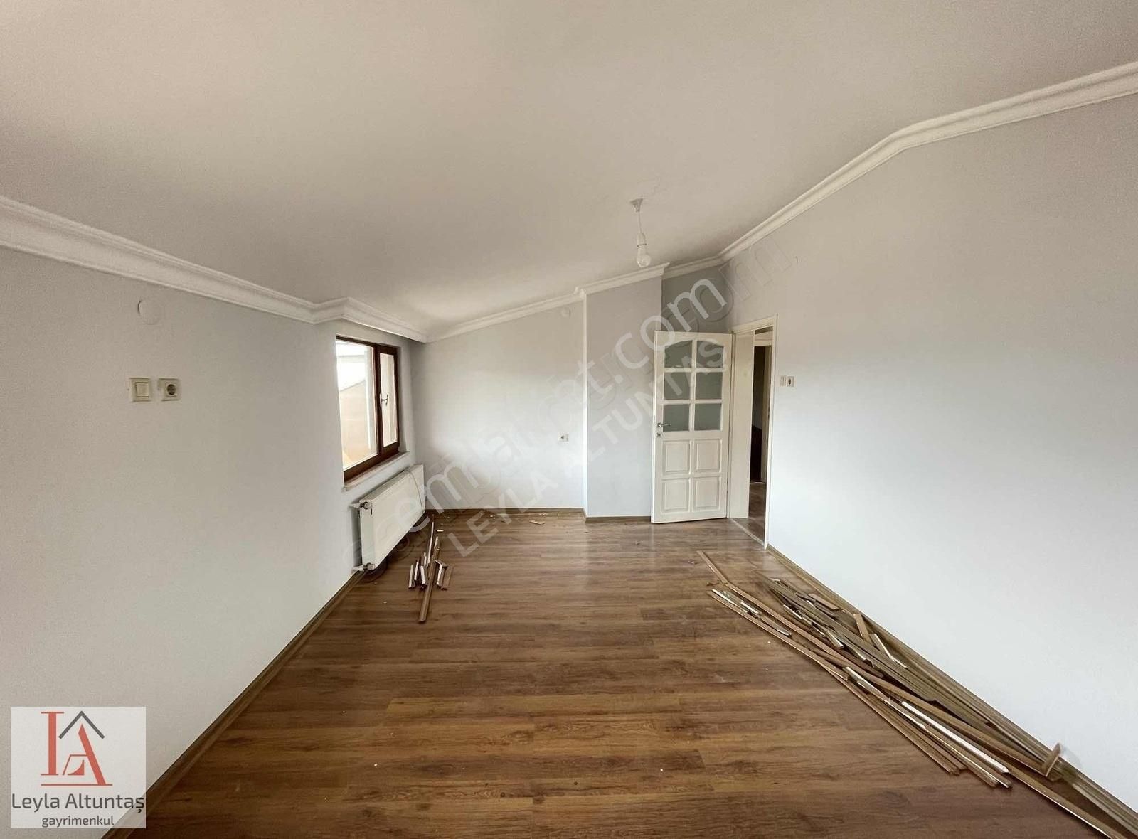 Karşıyaka Merkezde 2 Ayrı Girişli 5+2 Satılık Dubleks Daire - Görsel 13
