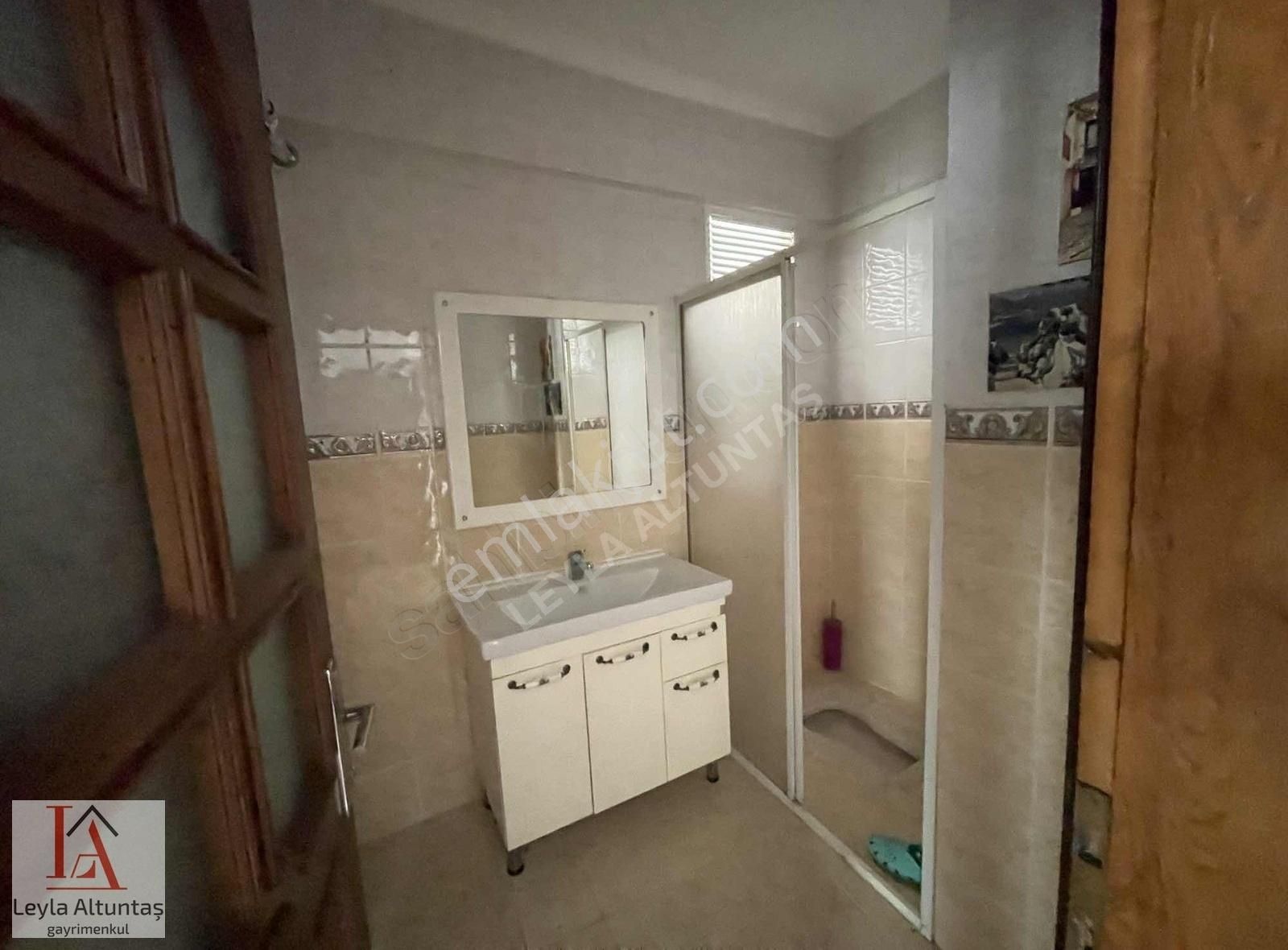 Karşıyaka Merkezde 2 Ayrı Girişli 5+2 Satılık Dubleks Daire - Görsel 2