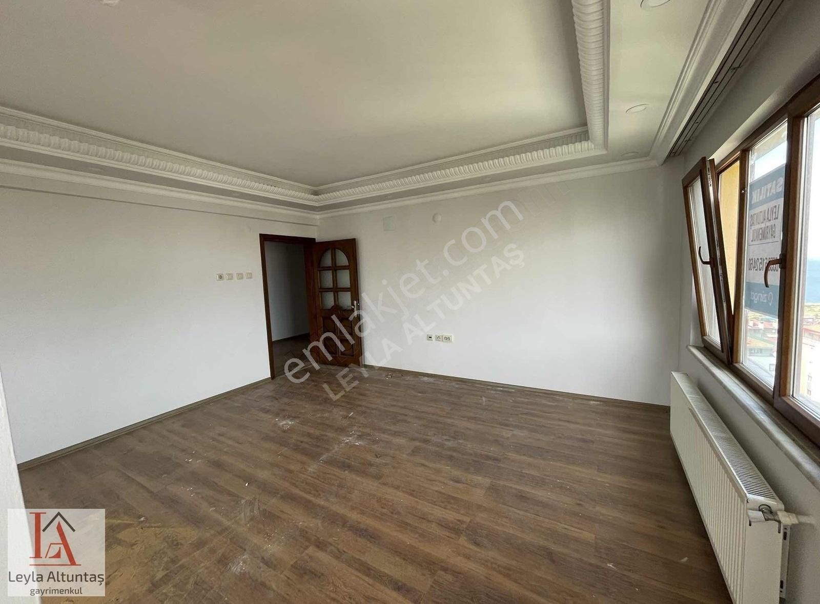 Karşıyaka Merkezde 2 Ayrı Girişli 5+2 Satılık Dubleks Daire - Görsel 3